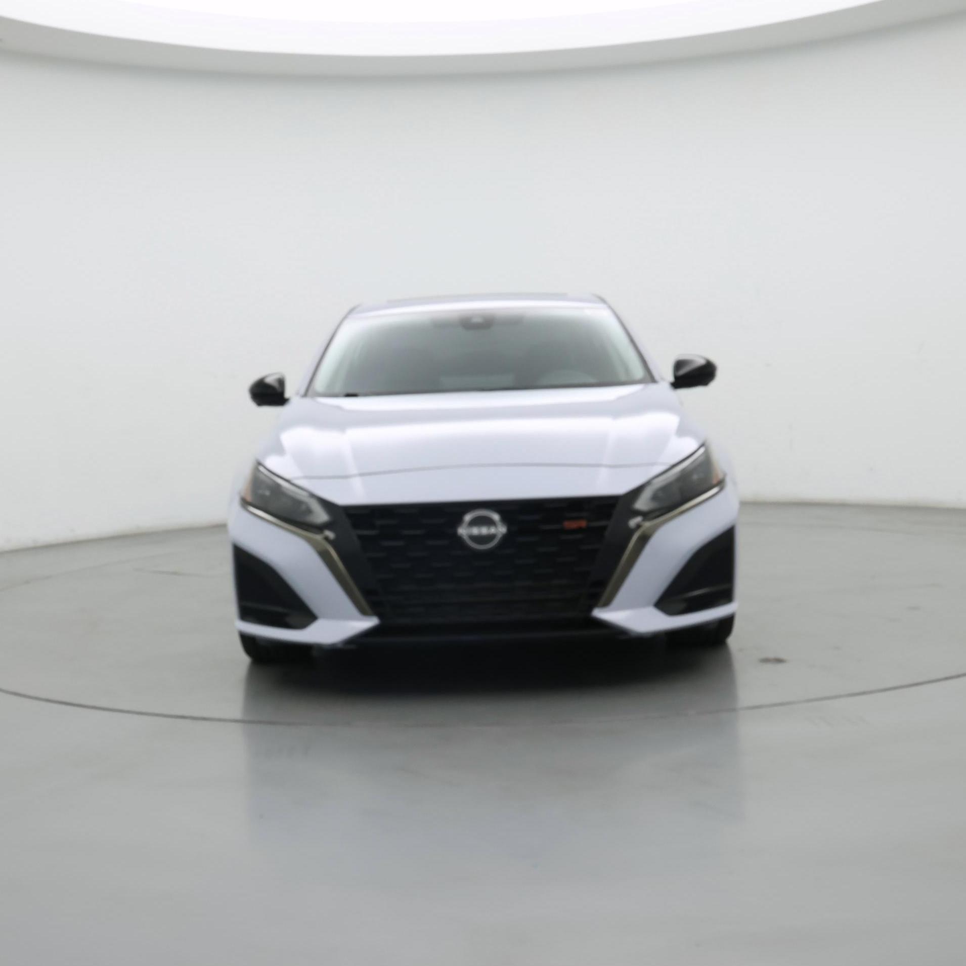 Thumbnail: 2023 Nissan Altima - 5