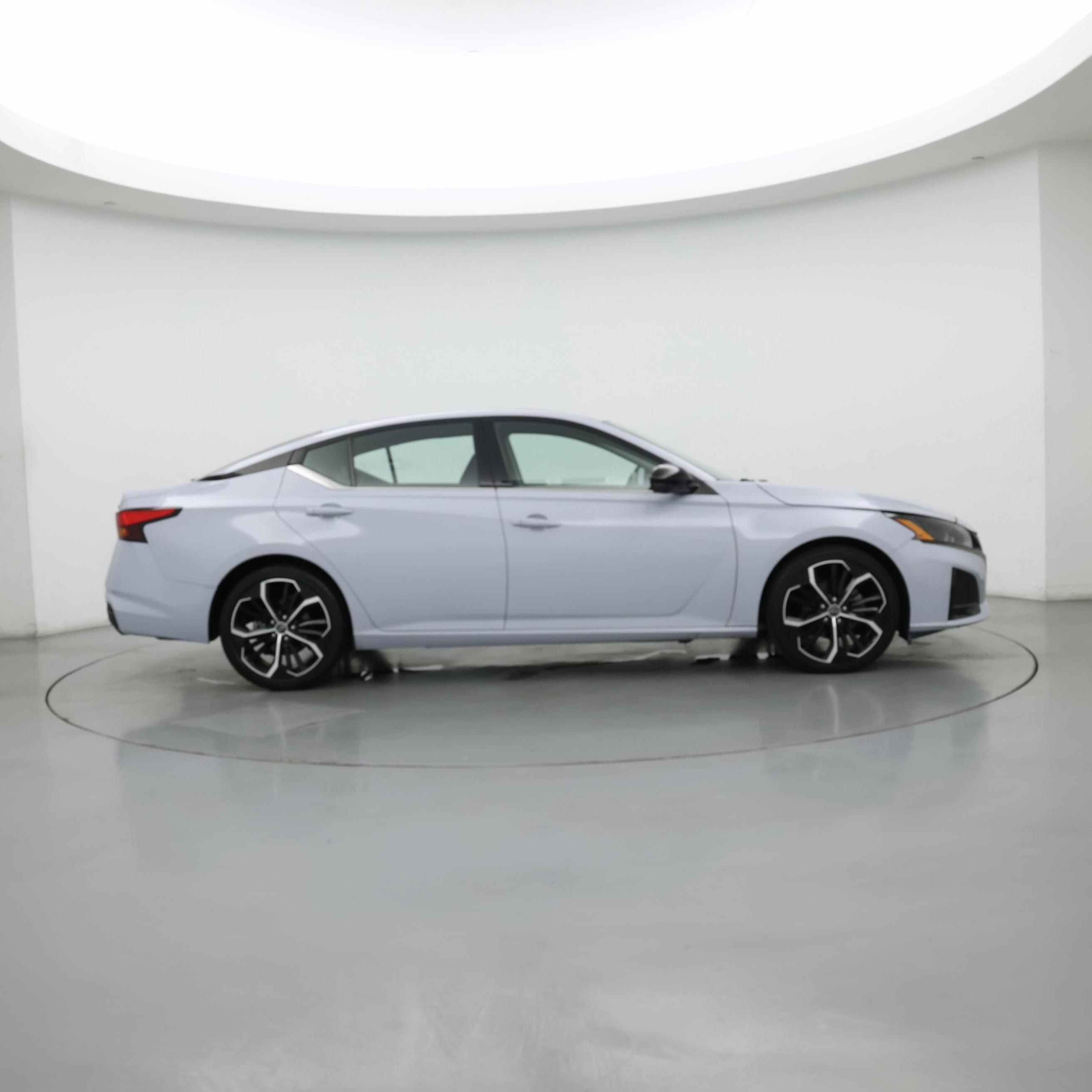 Thumbnail: 2023 Nissan Altima - 7