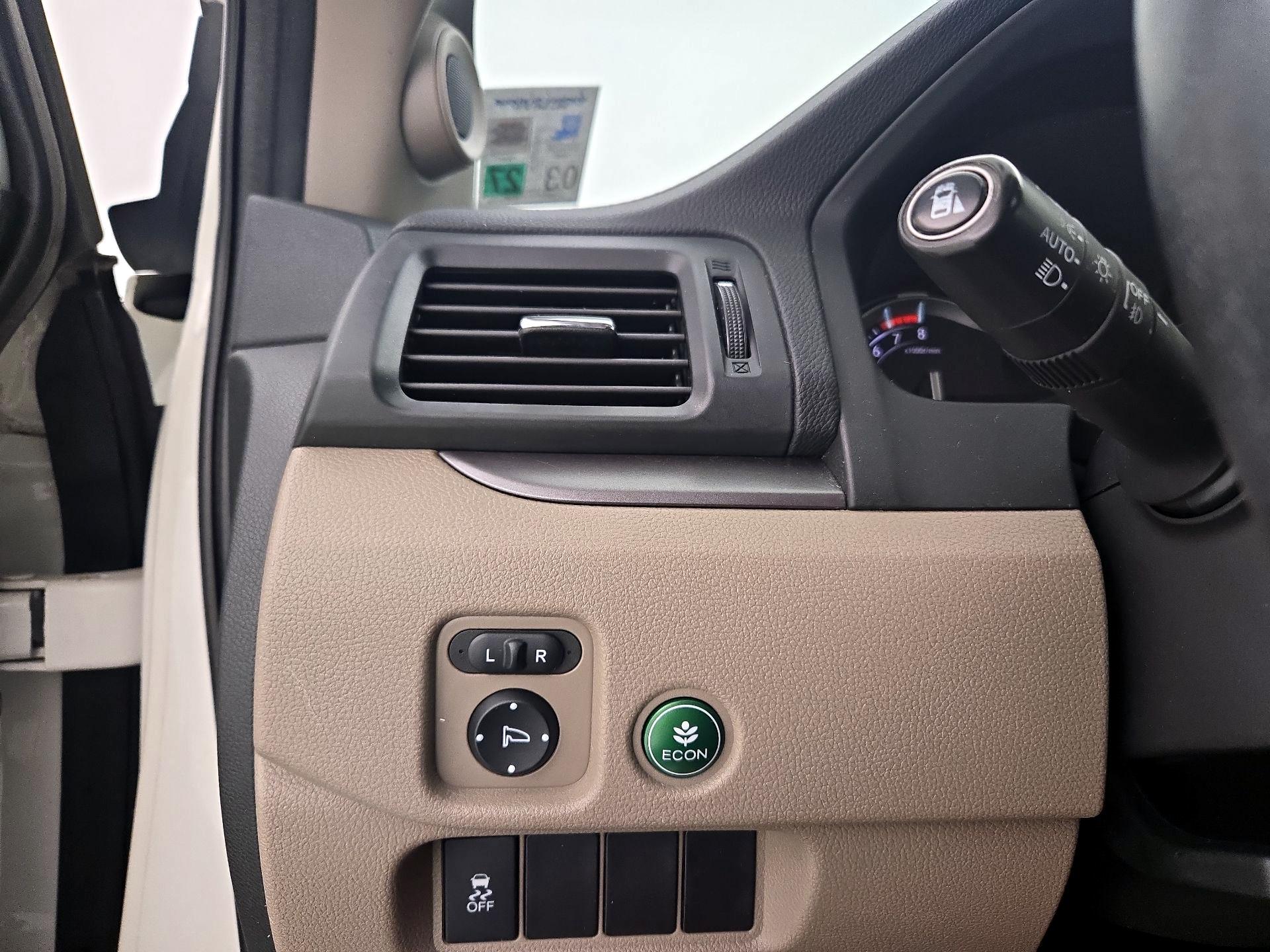 Thumbnail: 2016 Honda Pilot - 13