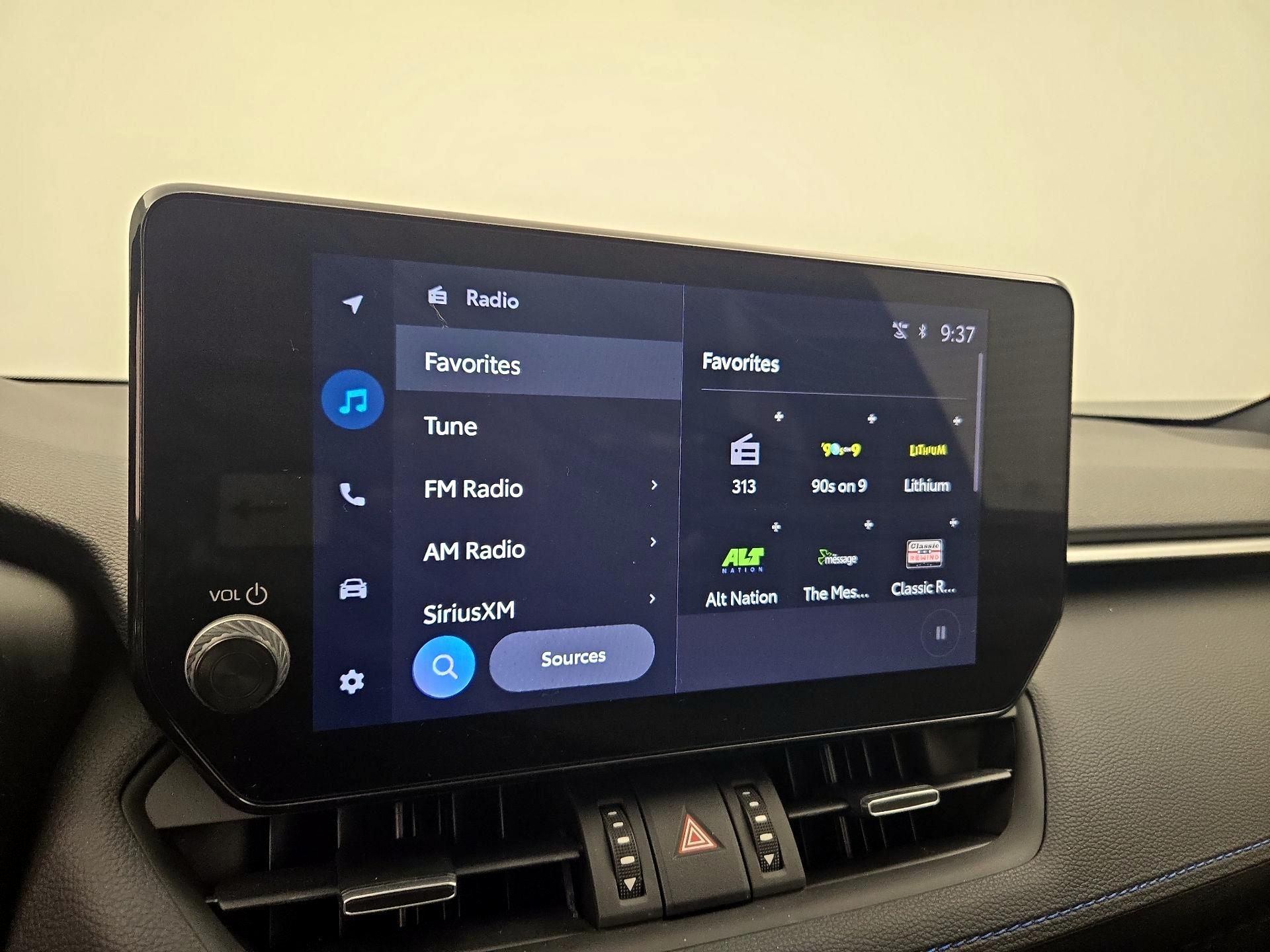 Thumbnail: 2025 Toyota RAV4 - 15