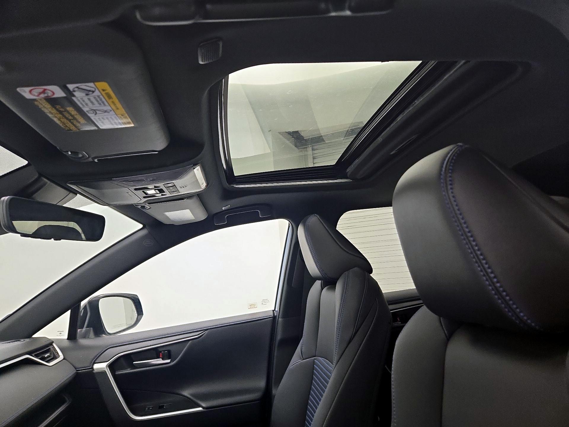 Thumbnail: 2025 Toyota RAV4 - 19