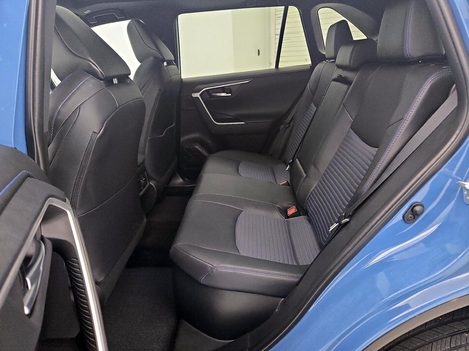 Thumbnail: 2025 Toyota RAV4 - 20