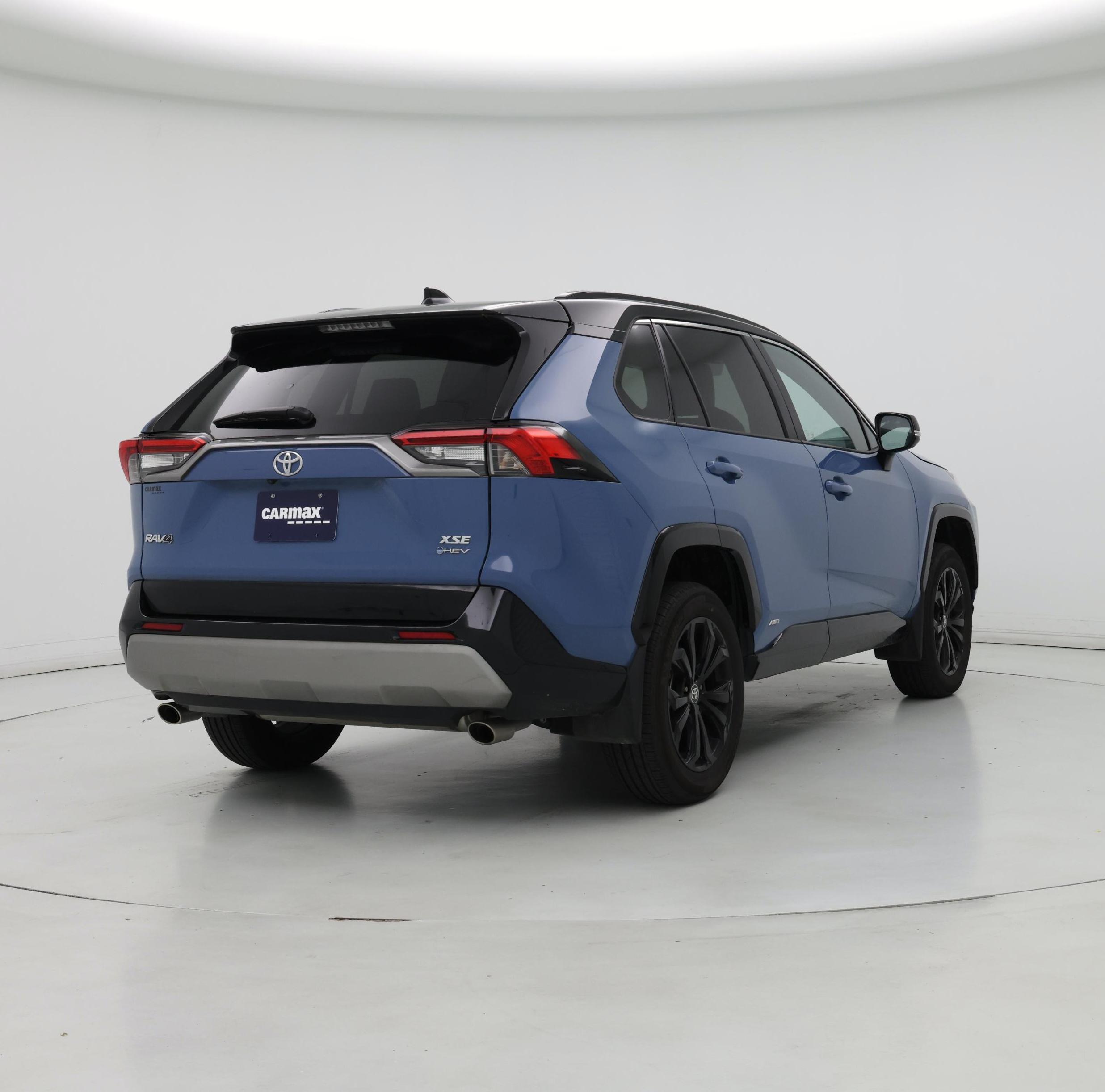 Thumbnail: 2025 Toyota RAV4 - 8