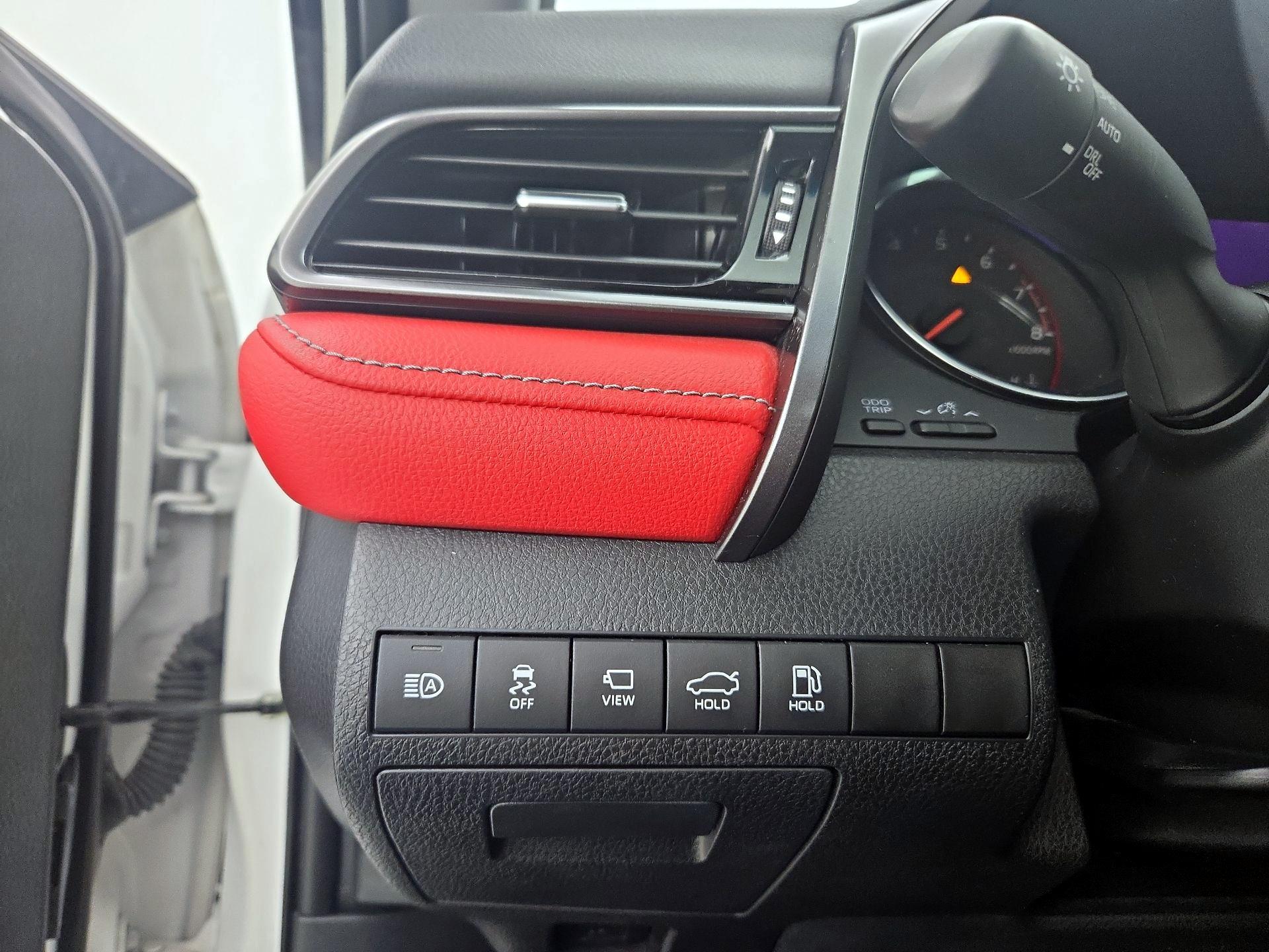 Thumbnail: 2020 Toyota Camry - 13