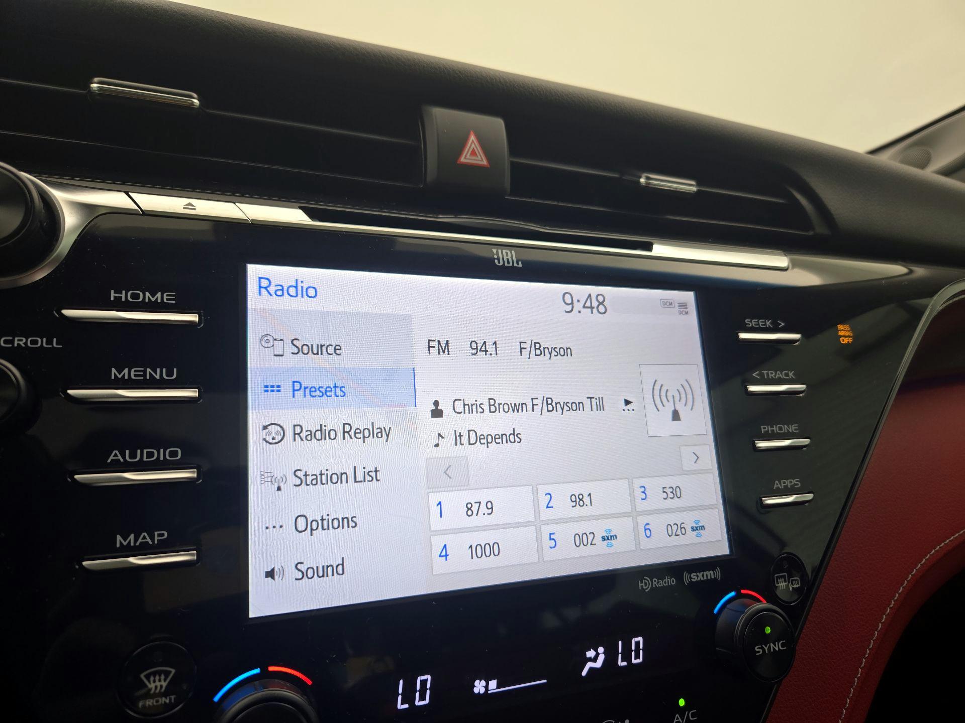 Thumbnail: 2020 Toyota Camry - 16