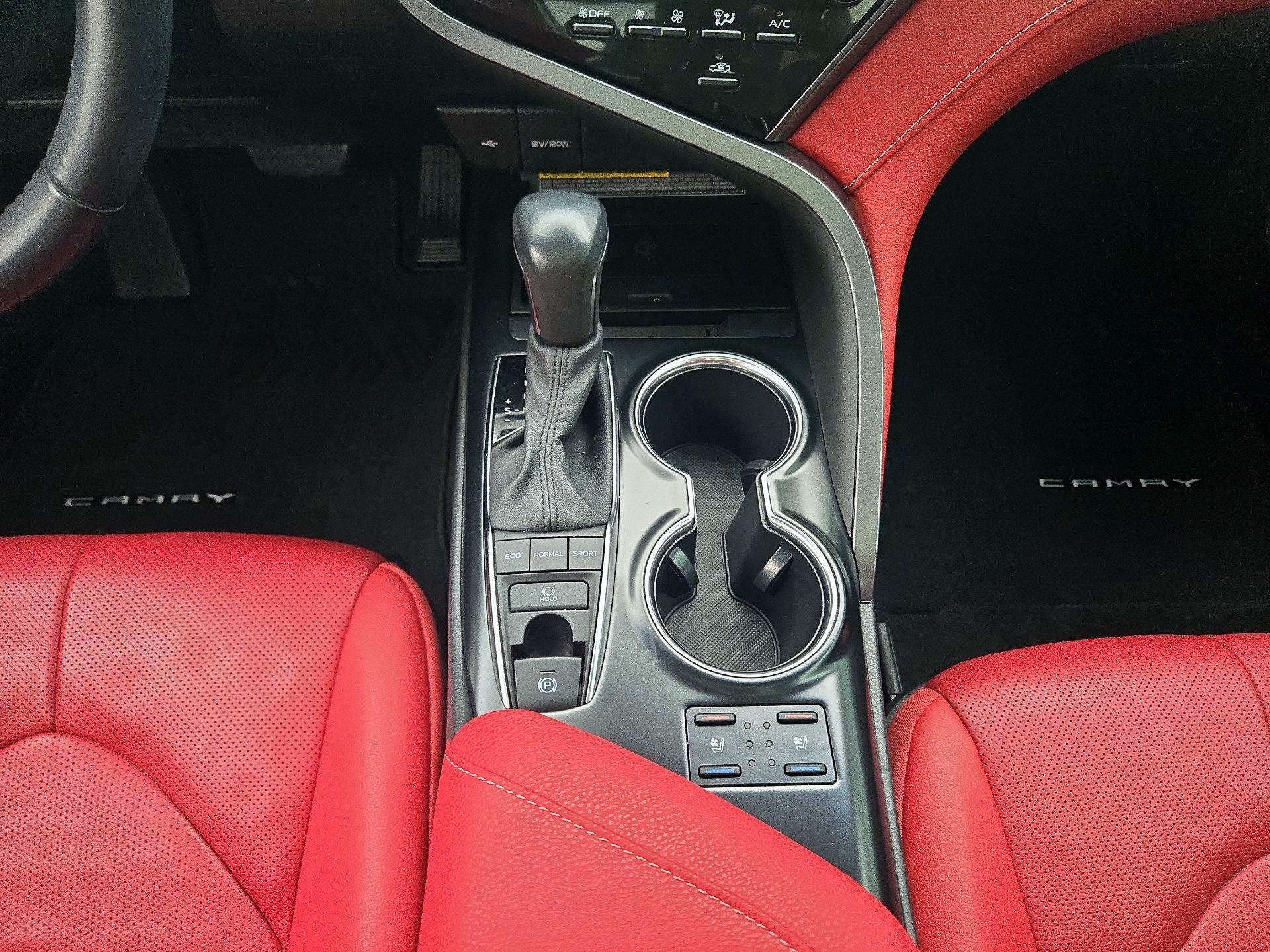 Thumbnail: 2020 Toyota Camry - 18