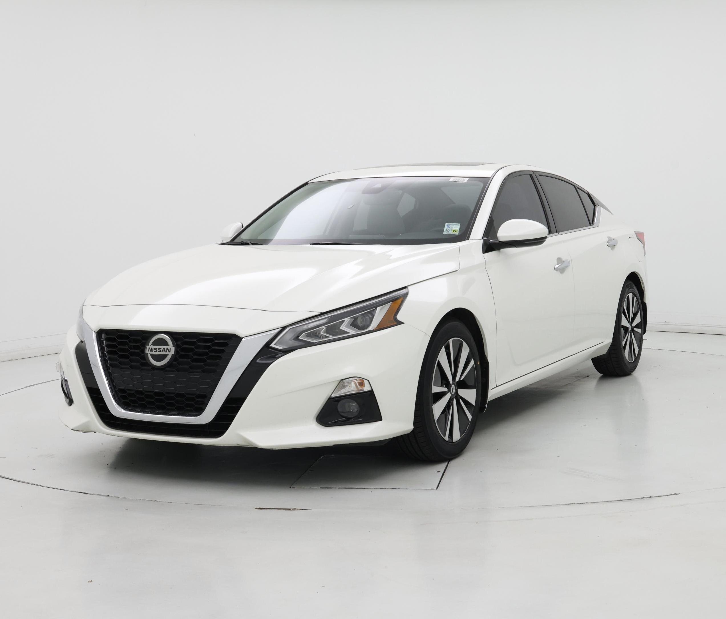 Thumbnail: 2020 Nissan Altima - 4