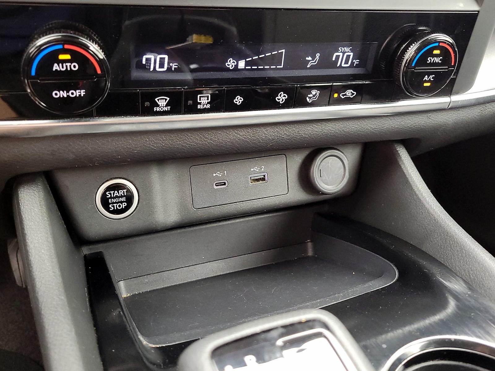 2023 Nissan Rogue SV - Photo 19