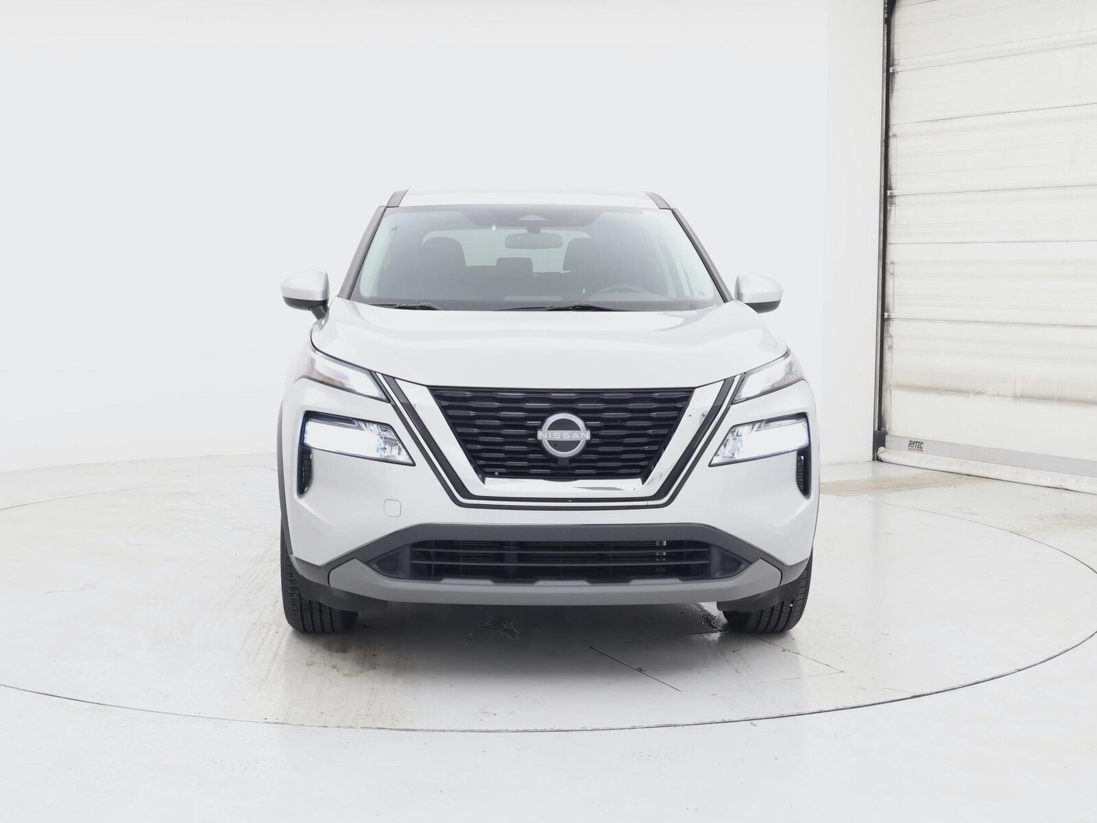 2023 Nissan Rogue SV - Photo 6