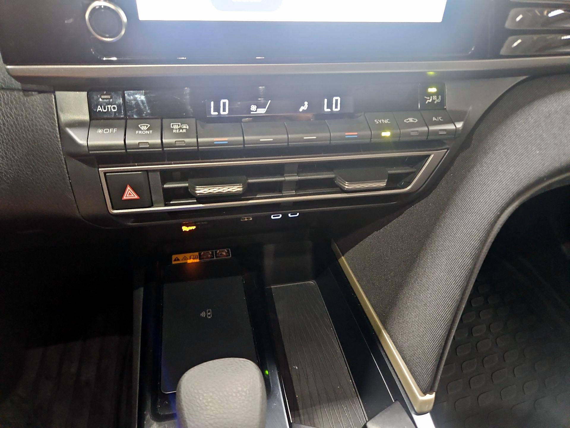 Thumbnail: 2026 Toyota Camry - 15