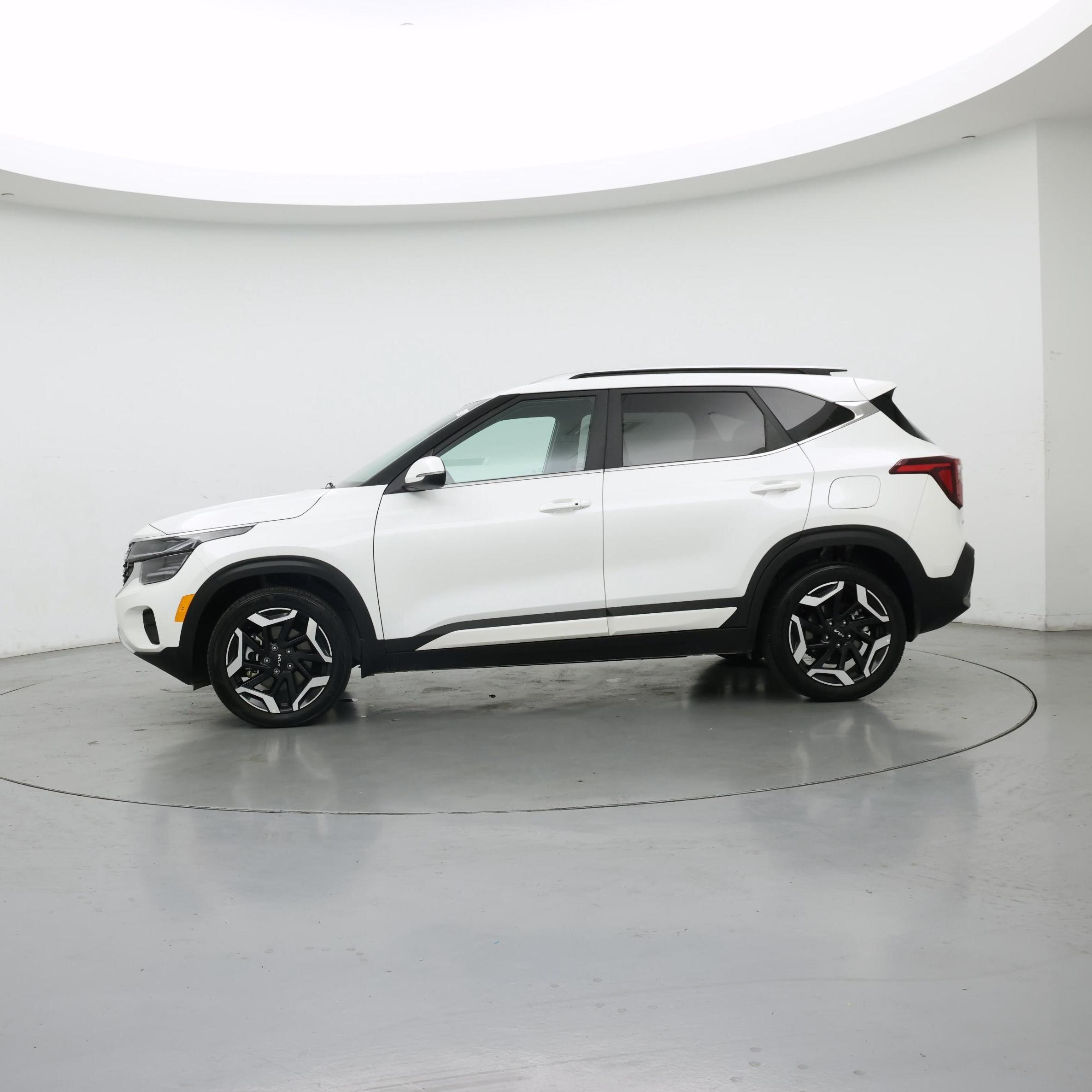 Thumbnail: 2026 Kia Seltos - 3