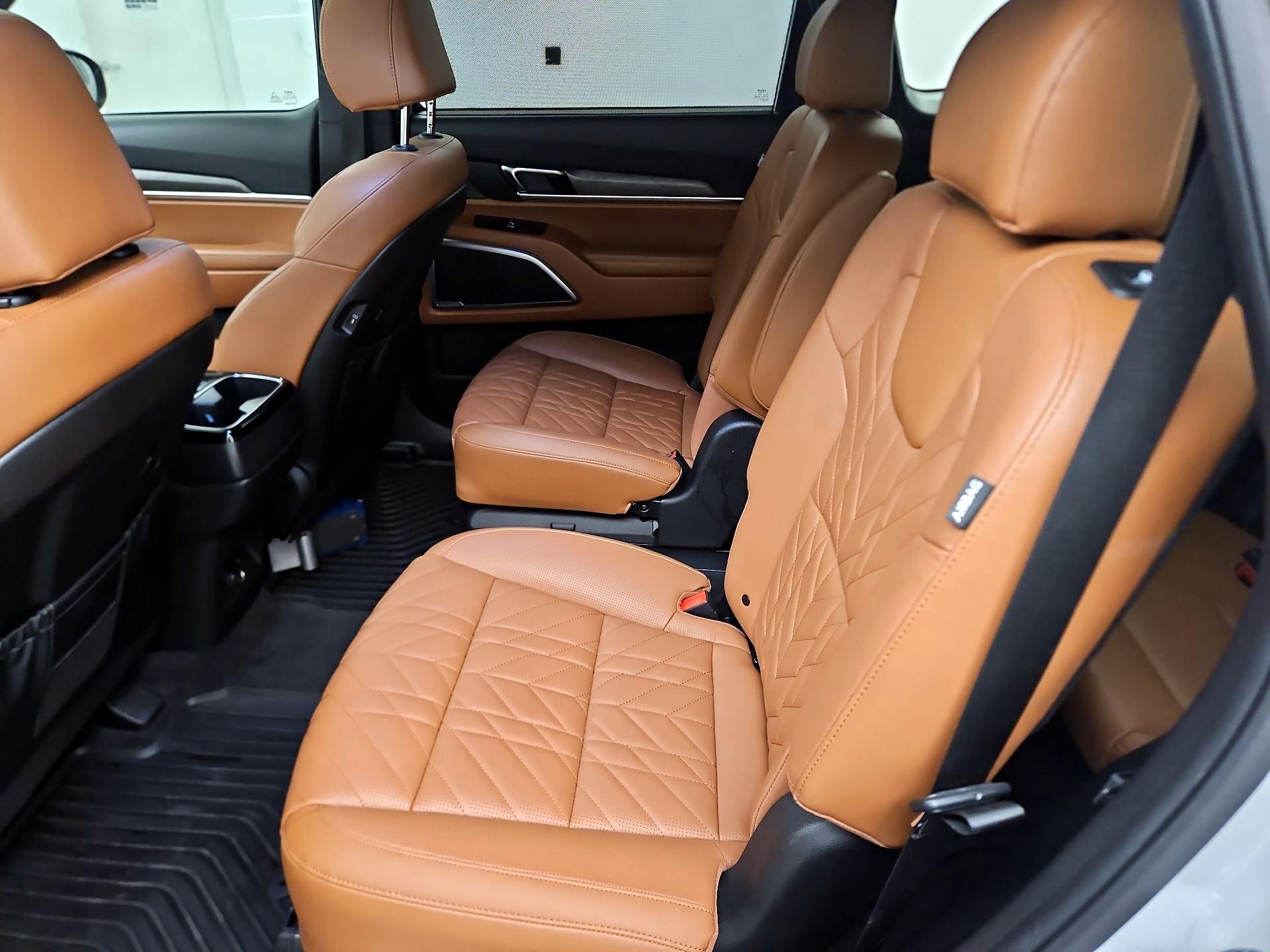 Thumbnail: 2025 Kia Telluride - 18