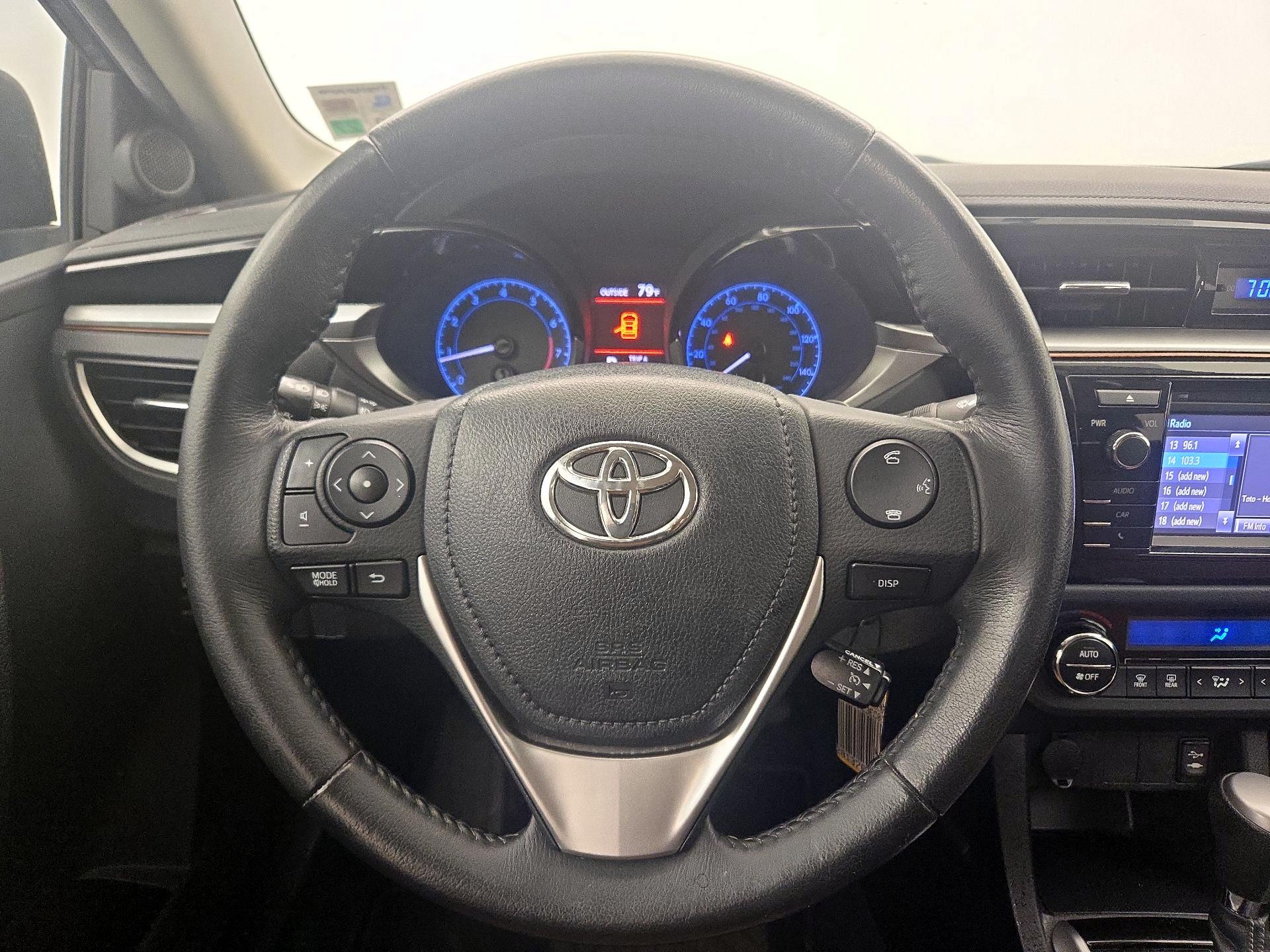 Thumbnail: 2014 Toyota Corolla - 10
