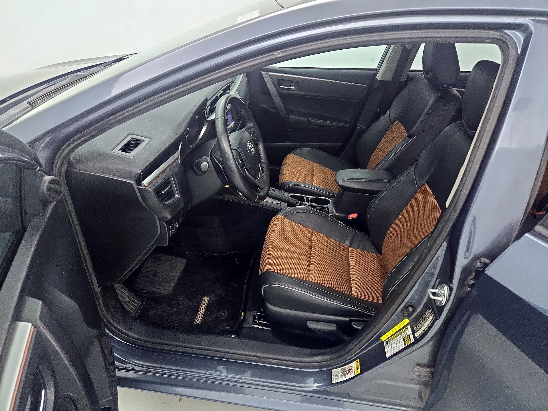 Thumbnail: 2014 Toyota Corolla - 11