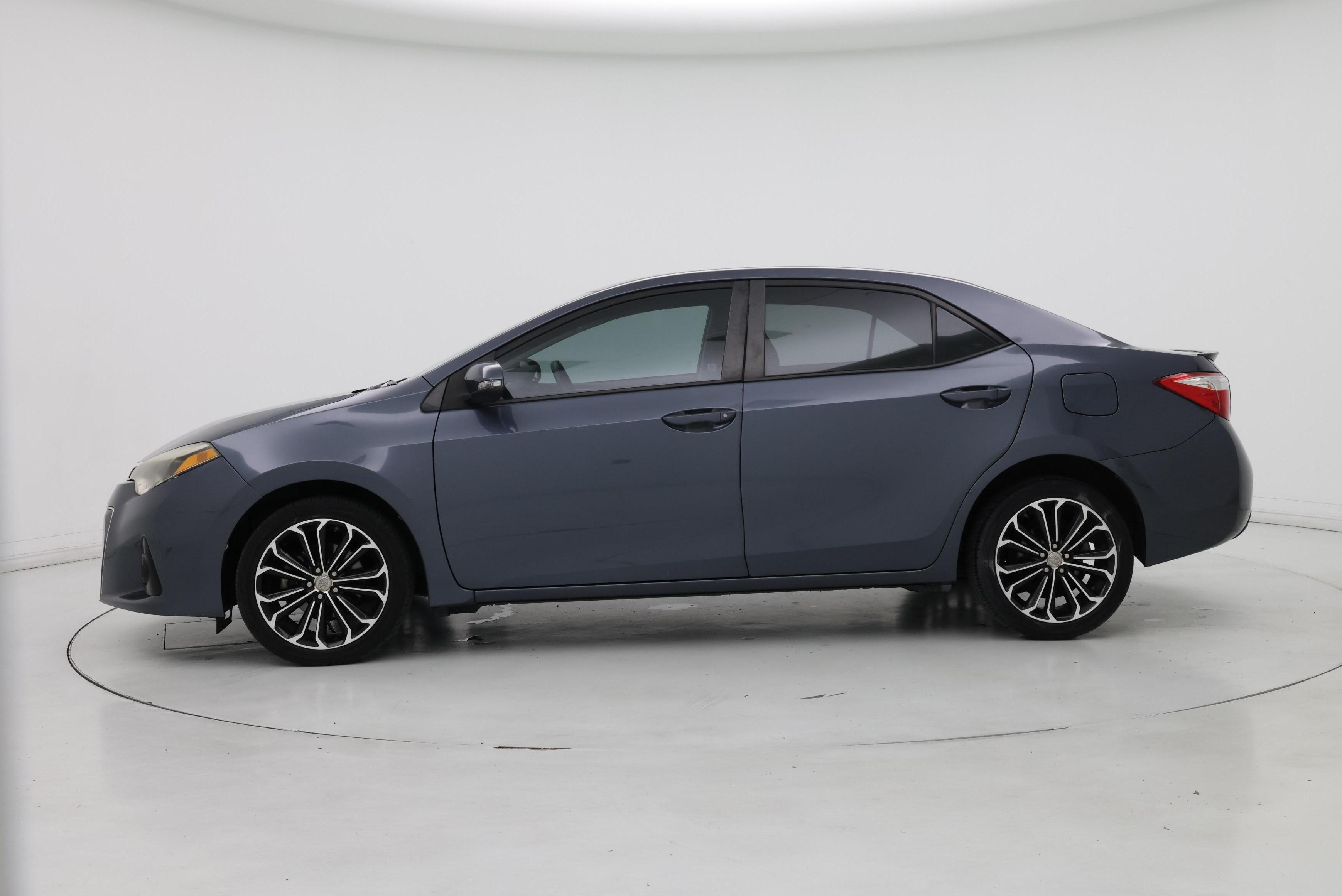 Thumbnail: 2014 Toyota Corolla - 3