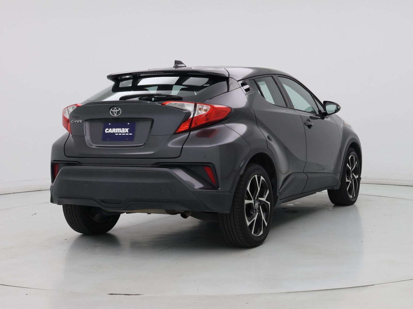 2022 Toyota C-HR XLE - Photo 9