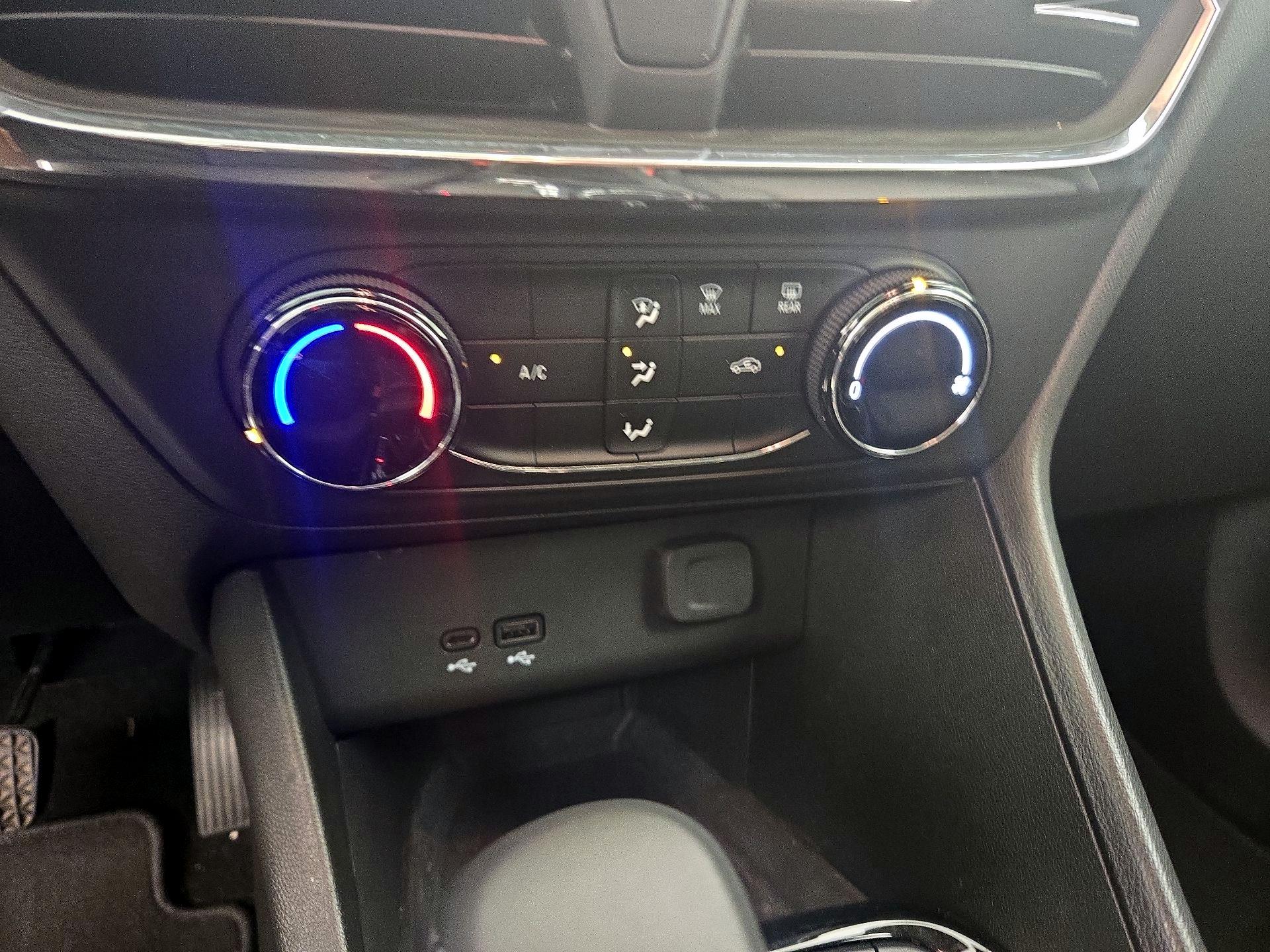 Thumbnail: 2024 Buick Encore GX - 16