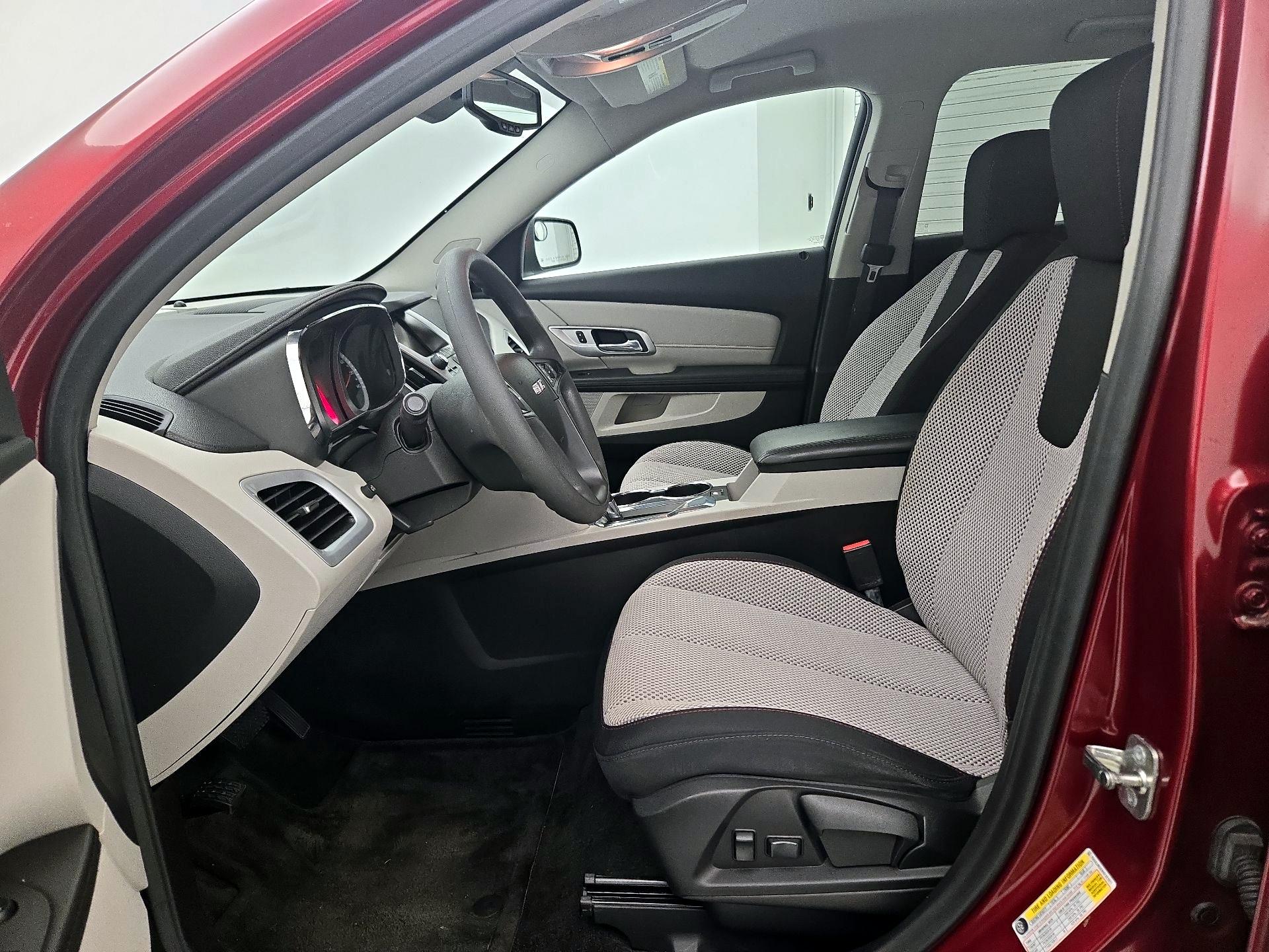 Thumbnail: 2017 GMC Terrain - 11