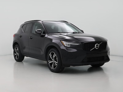 2024 Volvo XC40 B5 Core Dark Theme