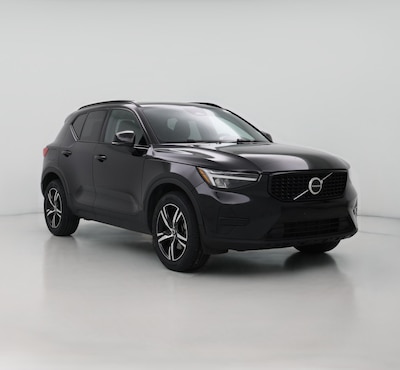 2024 Volvo XC40 B5 Core Dark Theme