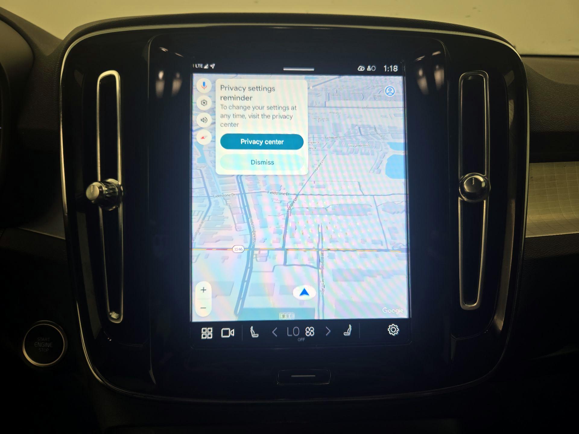 Thumbnail: 2024 Volvo XC40 - 14