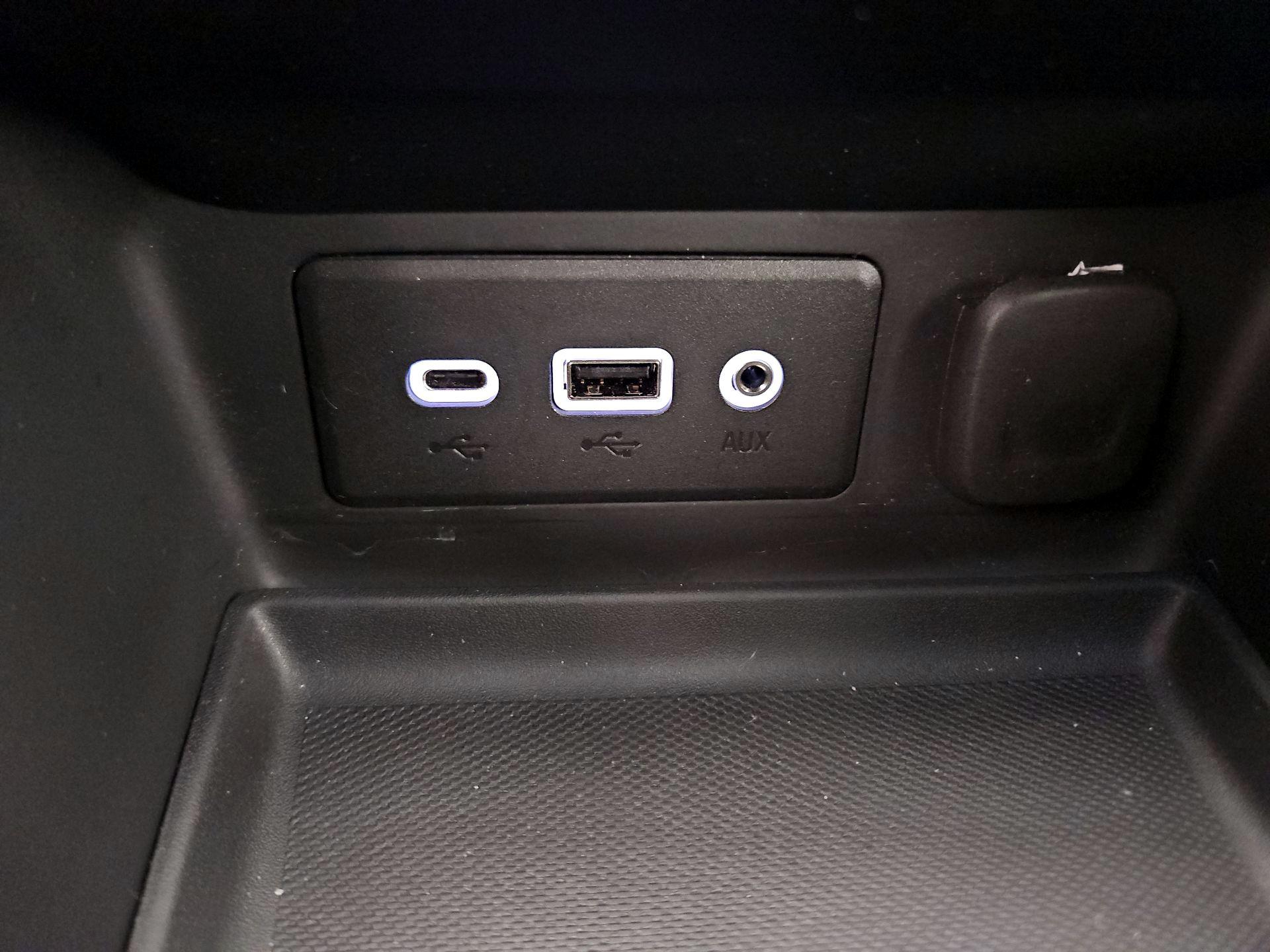 Thumbnail: 2024 GMC Terrain - 17