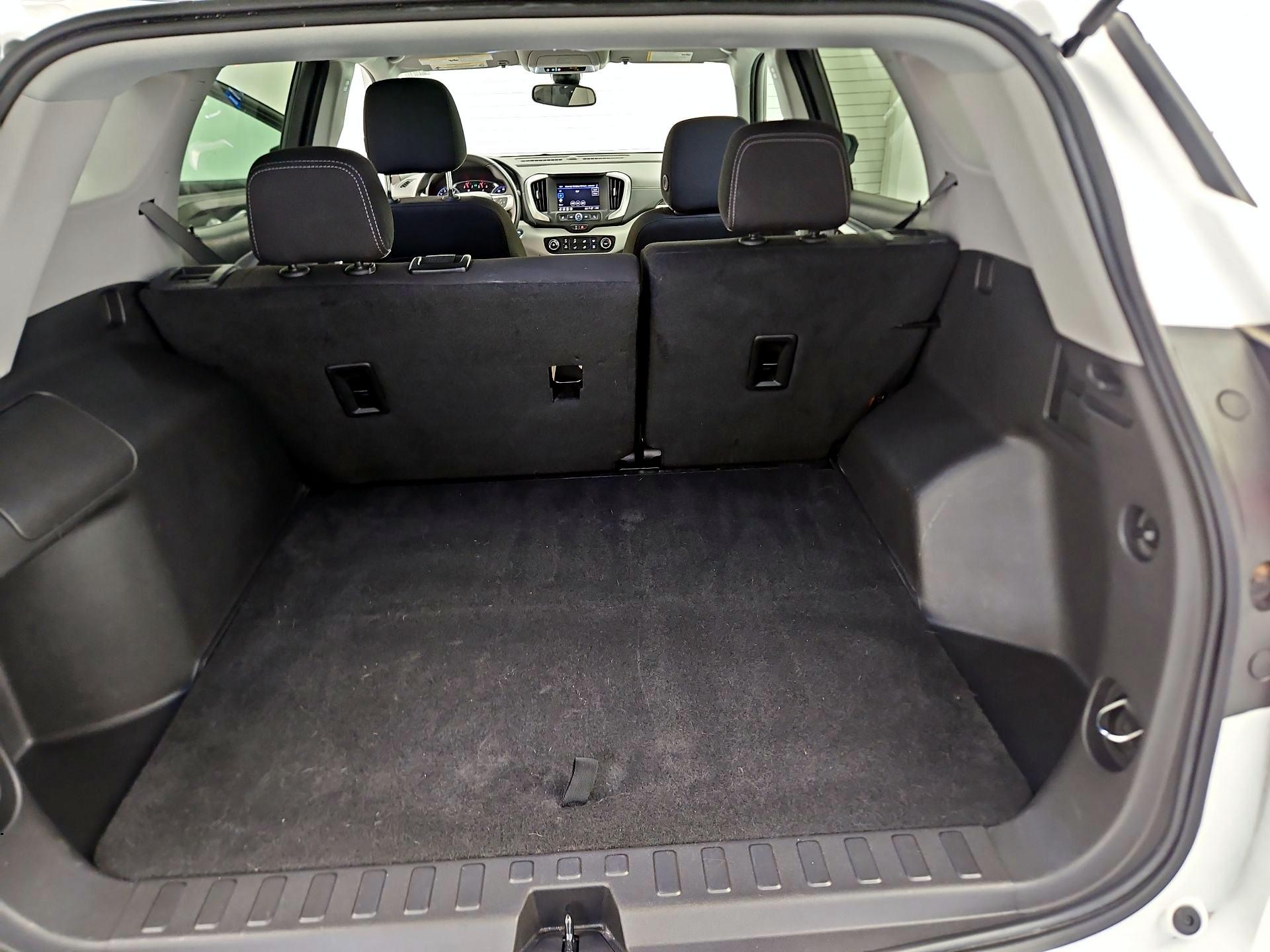 Thumbnail: 2024 GMC Terrain - 19