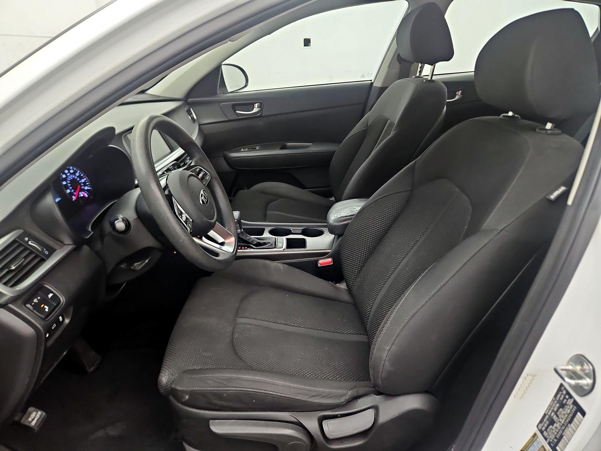 Thumbnail: 2019 Kia Optima - 11