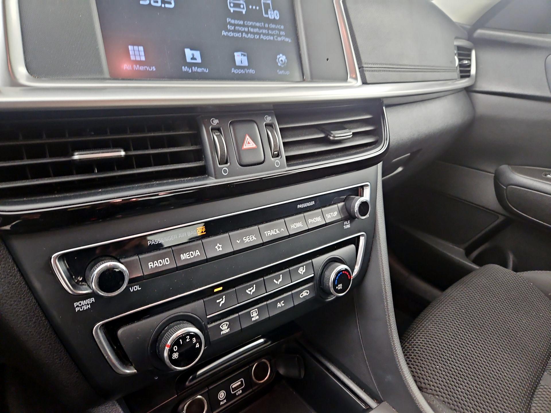 Thumbnail: 2019 Kia Optima - 14