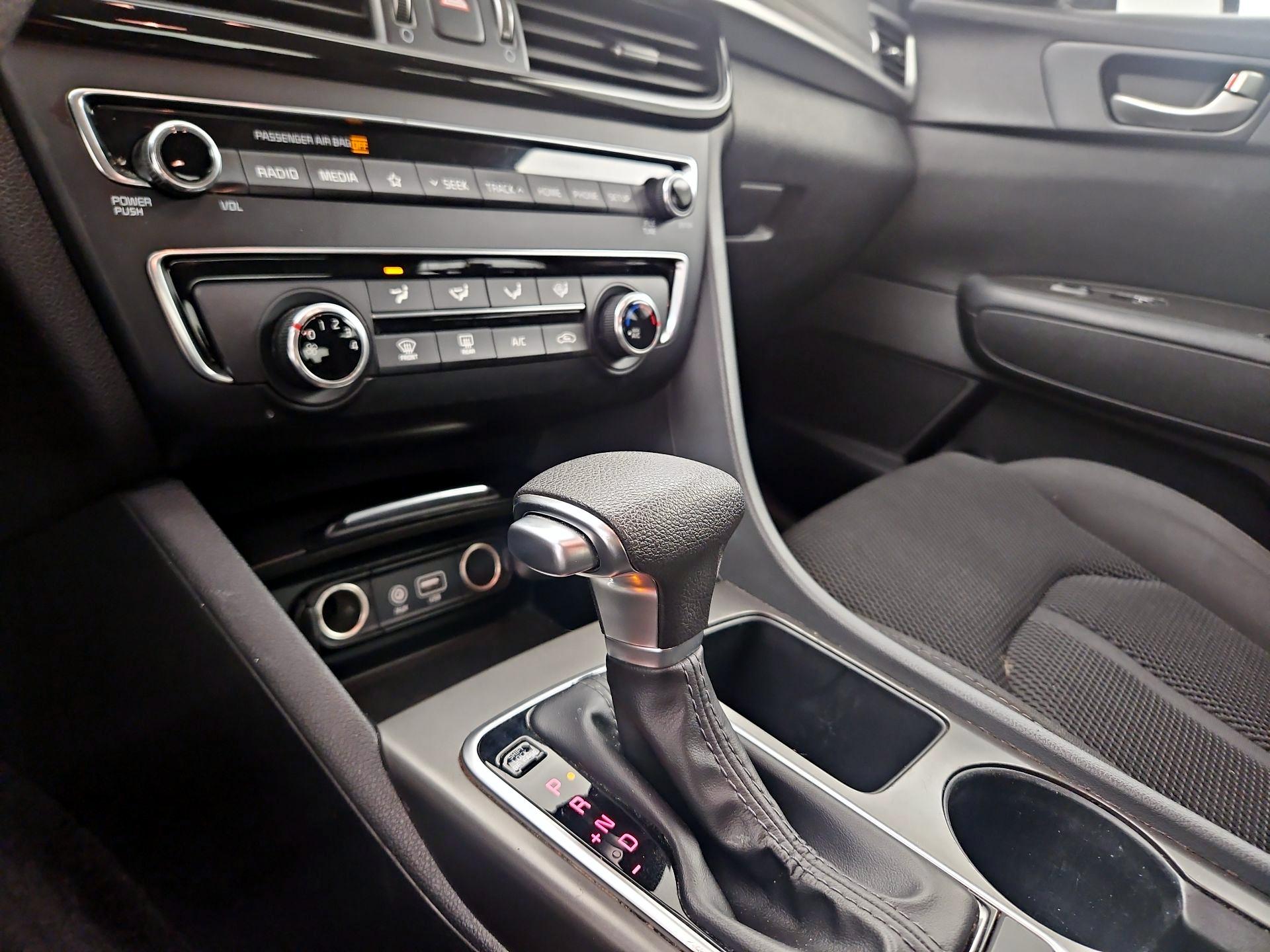 Thumbnail: 2019 Kia Optima - 15