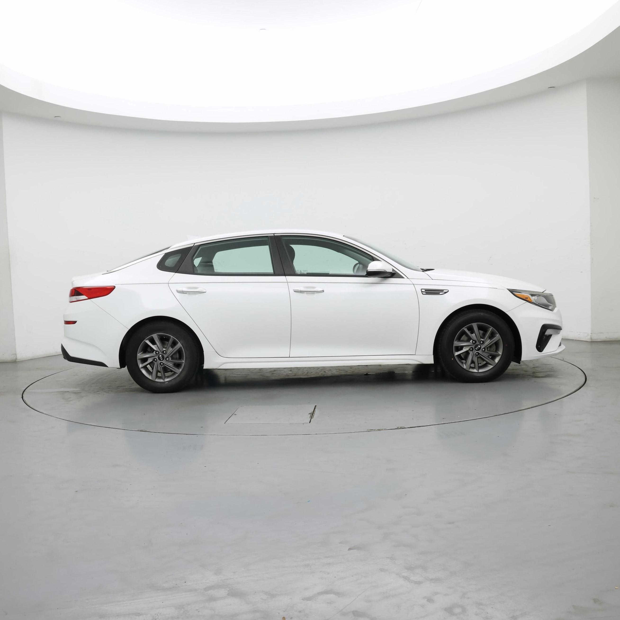 Thumbnail: 2019 Kia Optima - 7