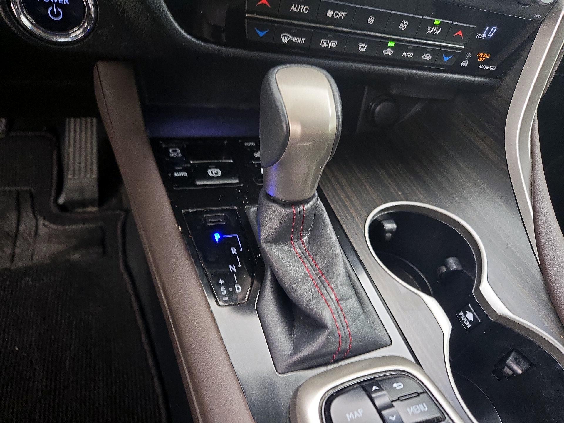 Thumbnail: 2016 Lexus RX - 18