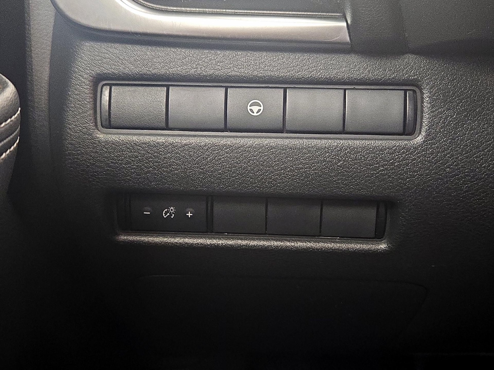2022 Nissan Rogue SV - Photo 14