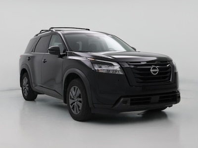 2023 Nissan Pathfinder SV