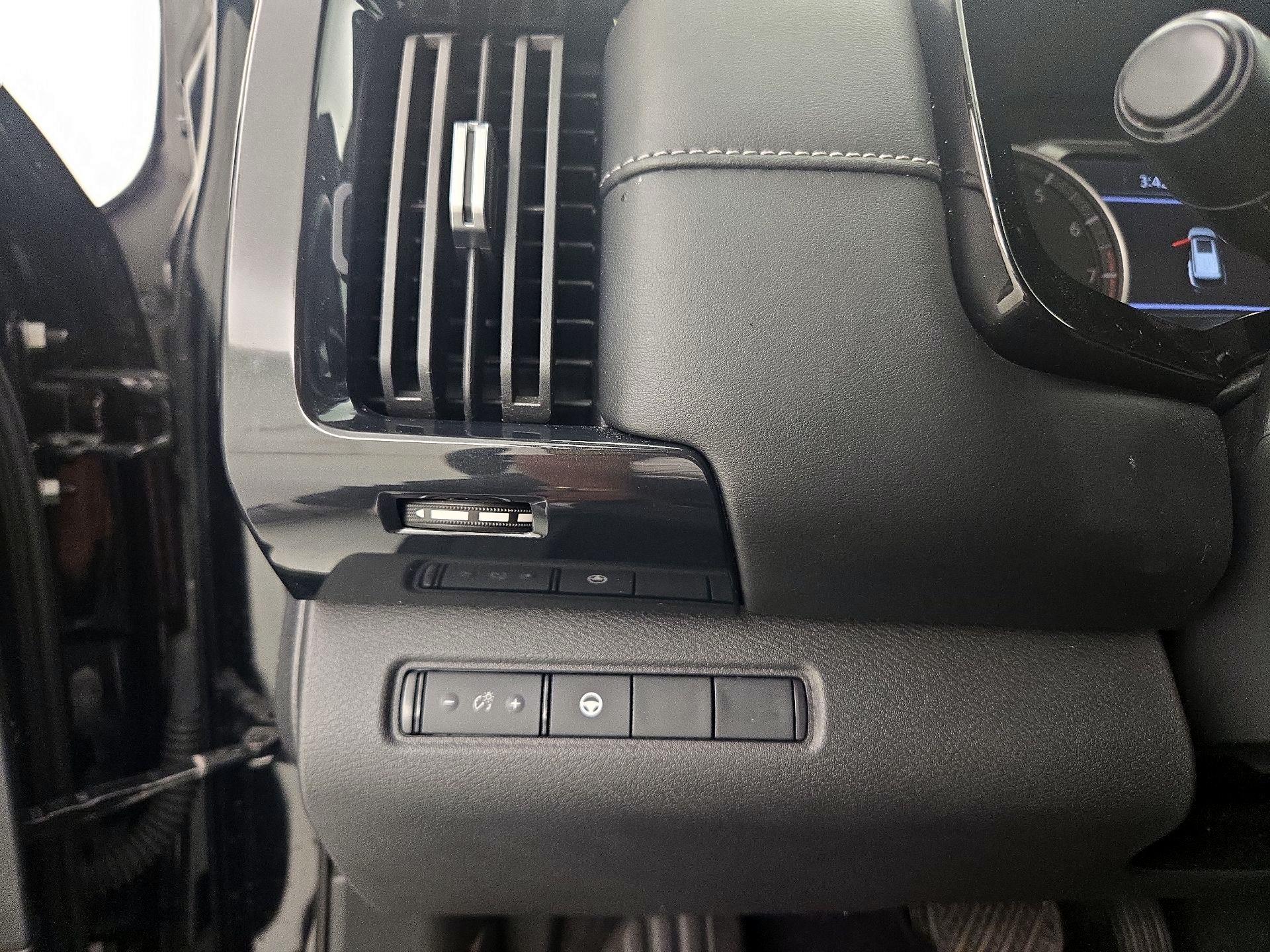 Thumbnail: 2023 Nissan Pathfinder - 13