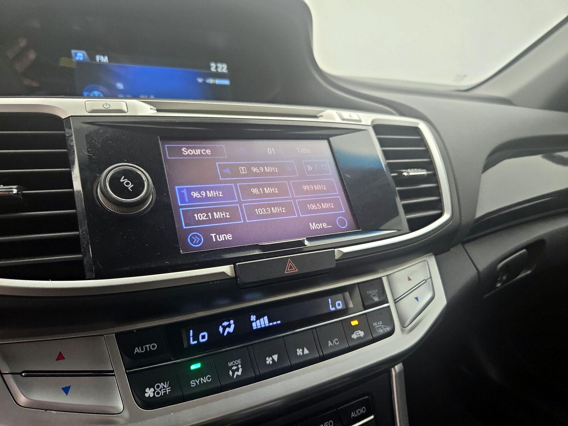 Thumbnail: 2015 Honda Accord - 15