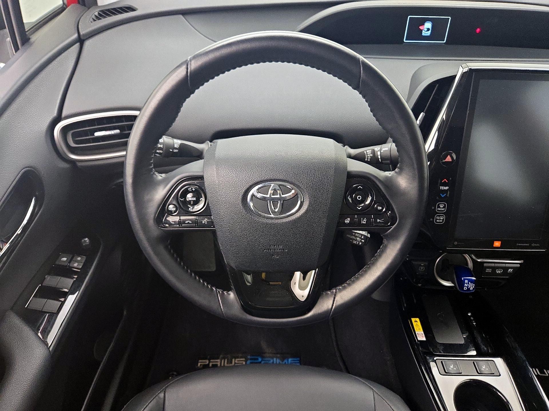 Thumbnail: 2021 Toyota Prius Prime - 10