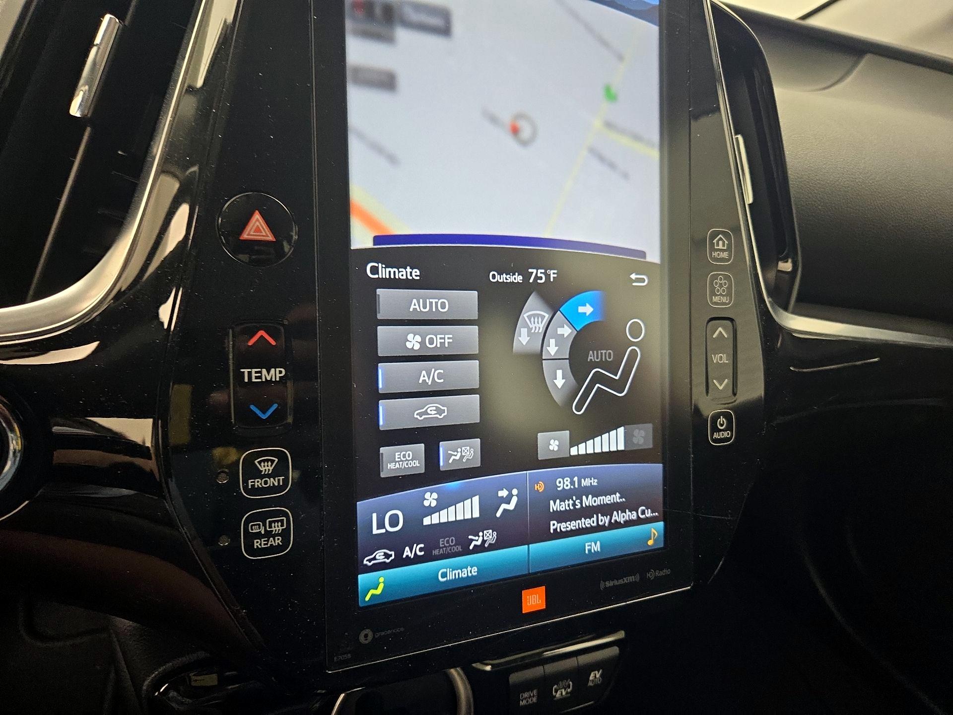 Thumbnail: 2021 Toyota Prius Prime - 17