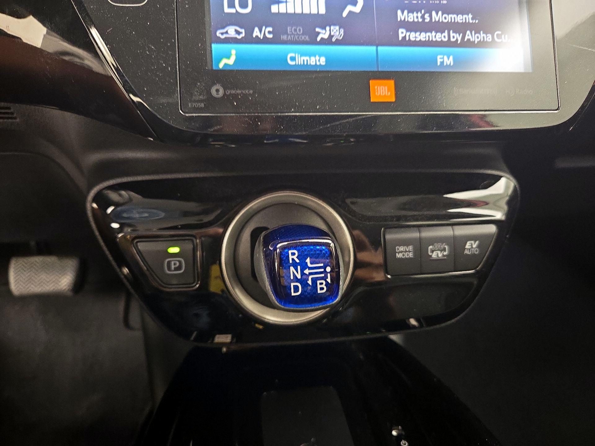 Thumbnail: 2021 Toyota Prius Prime - 18