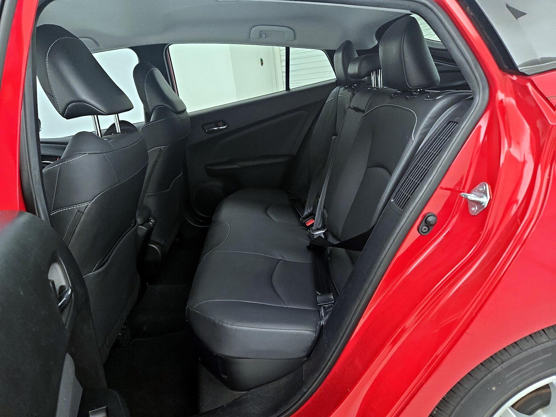 Thumbnail: 2021 Toyota Prius Prime - 20