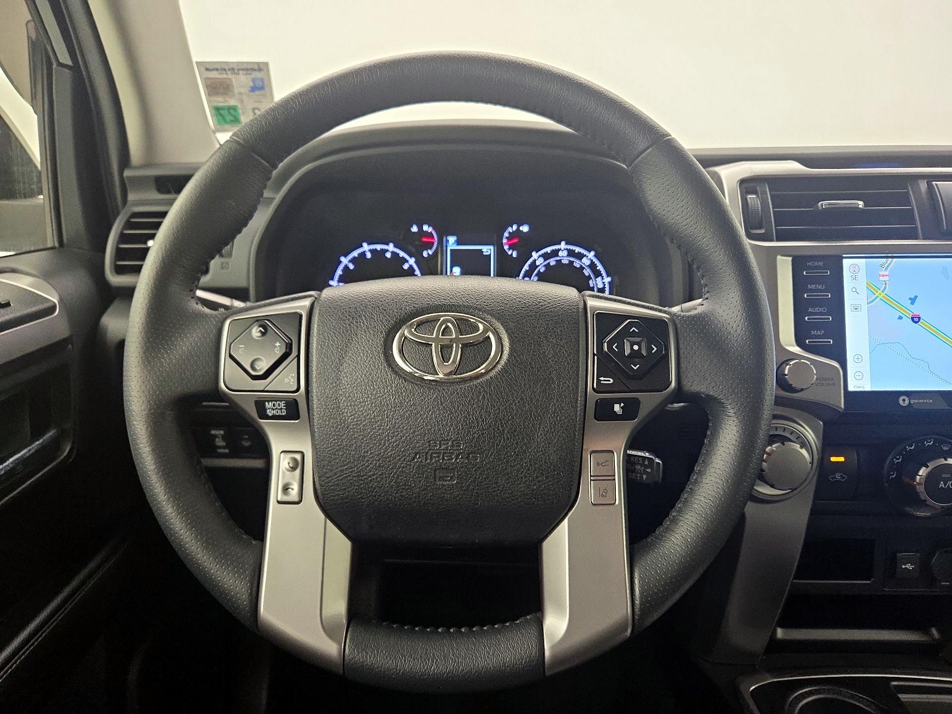 Thumbnail: 2022 Toyota 4Runner - 10