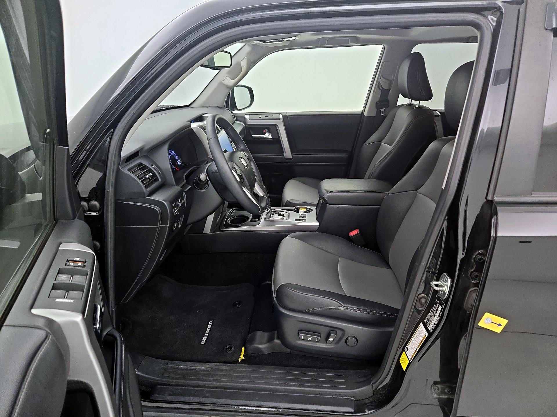 Thumbnail: 2022 Toyota 4Runner - 11