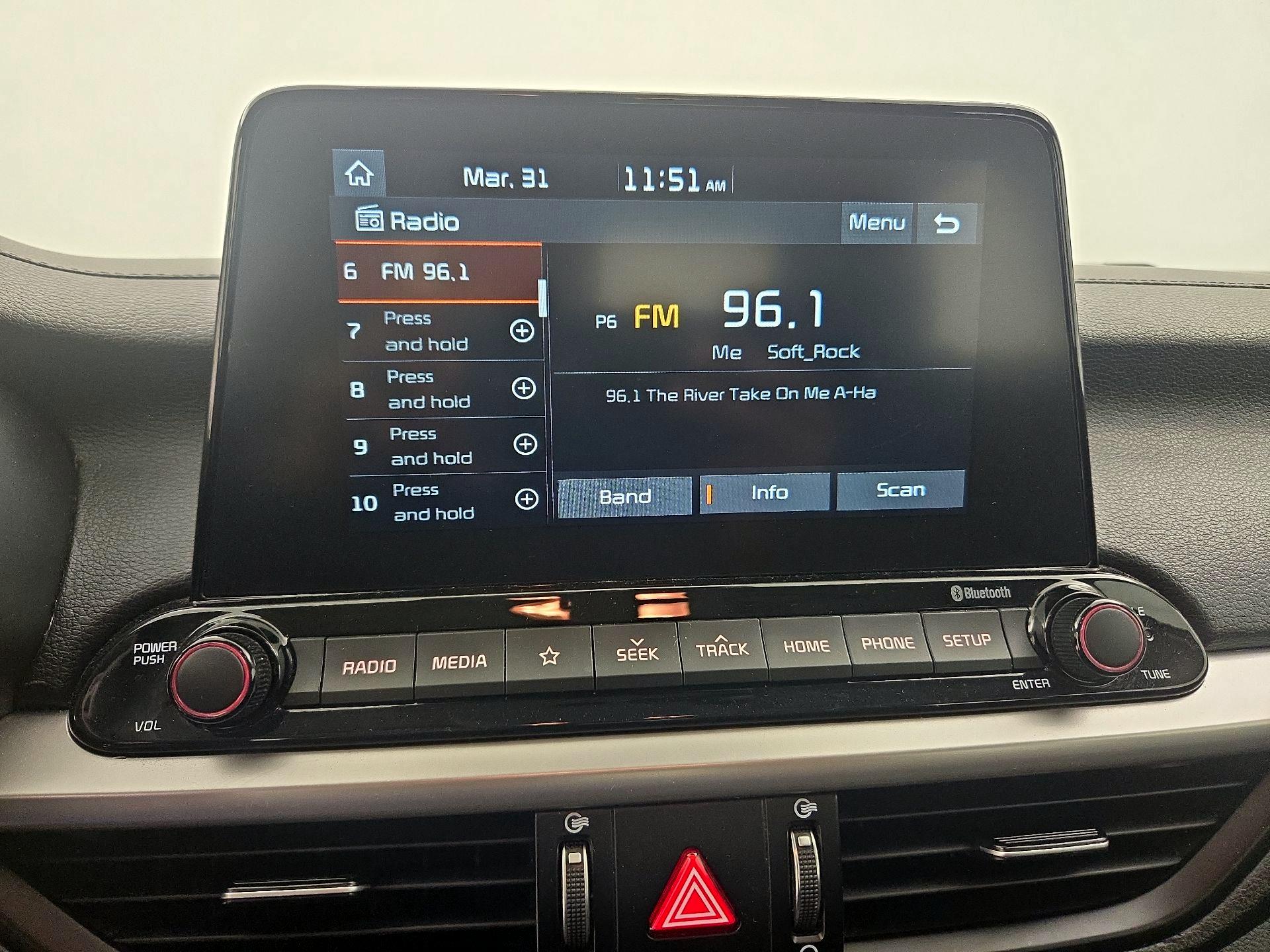 Thumbnail: 2020 Kia Forte - 15