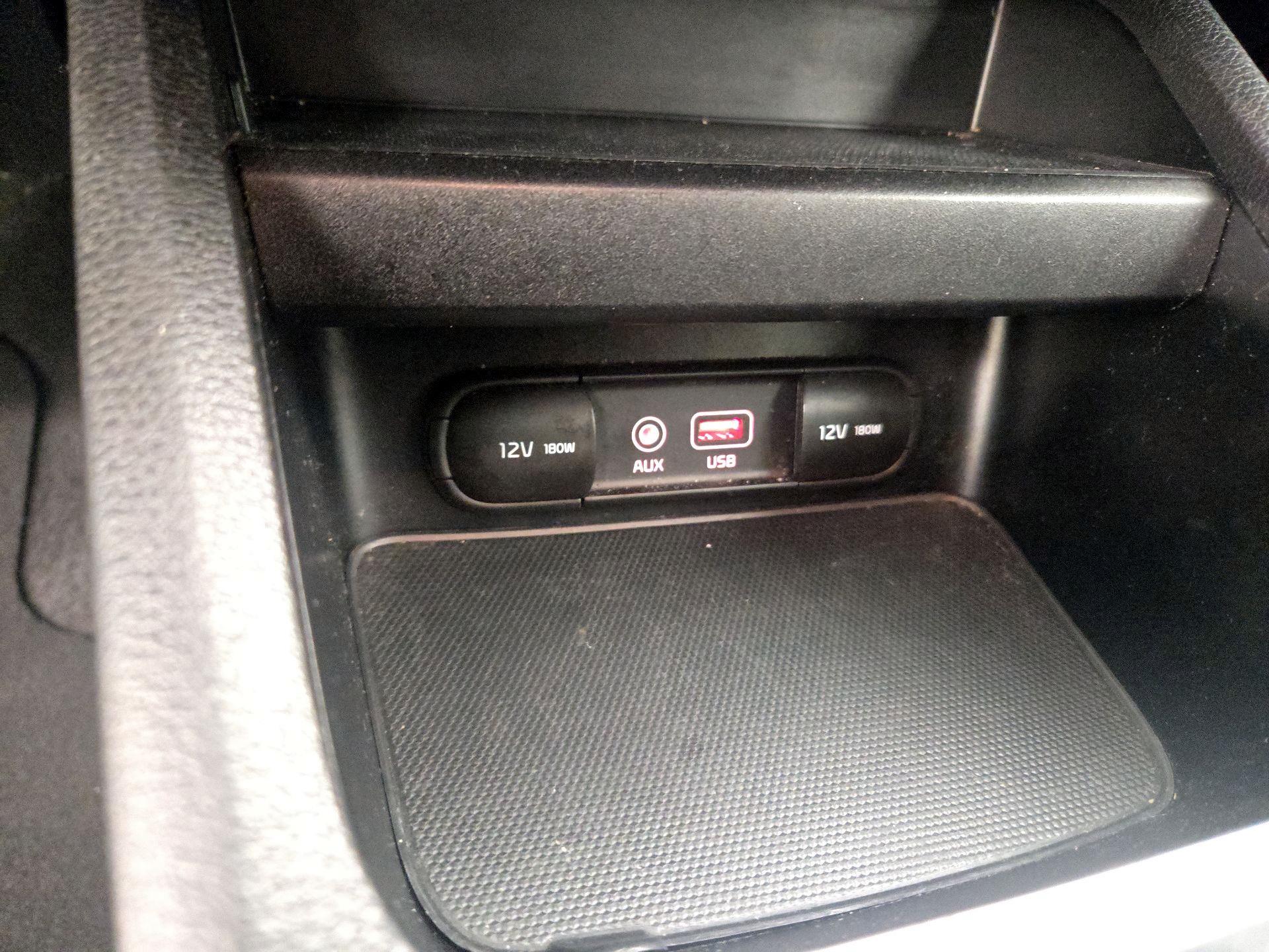 Thumbnail: 2020 Kia Forte - 18