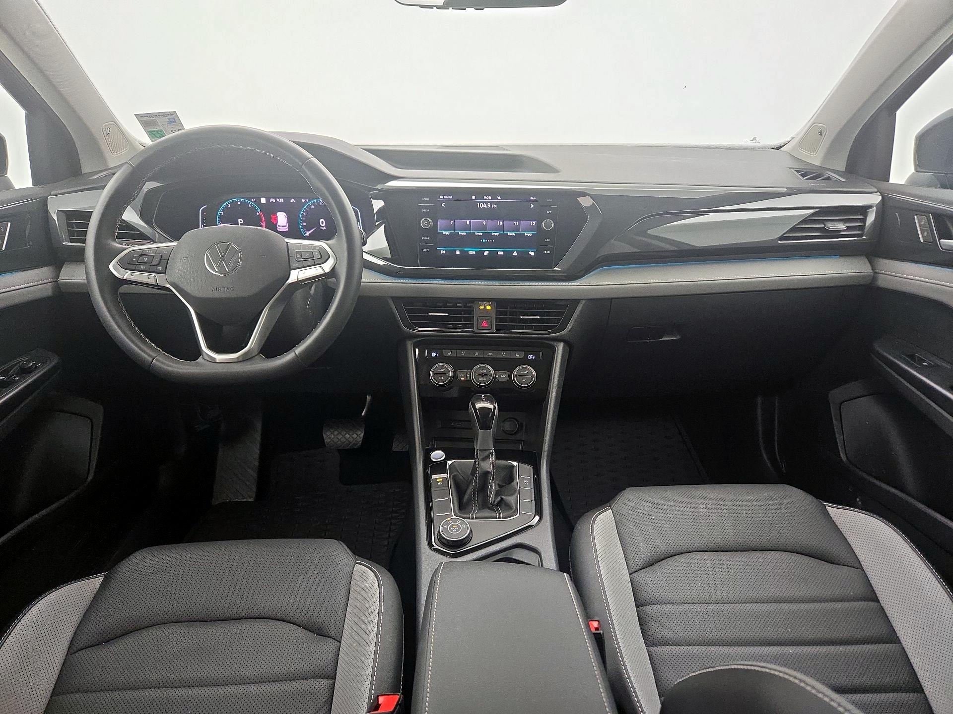 Thumbnail: 2022 Volkswagen Taos - 9