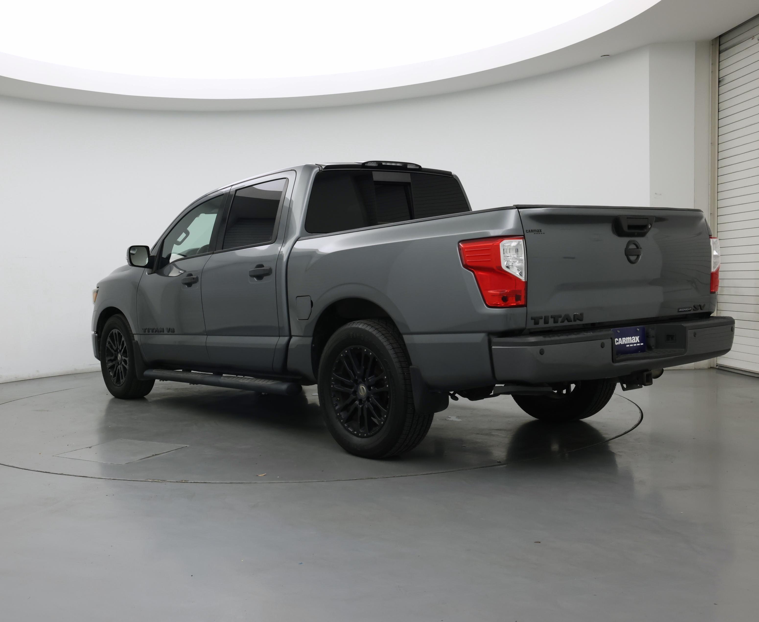 Thumbnail: 2018 Nissan Titan - 2