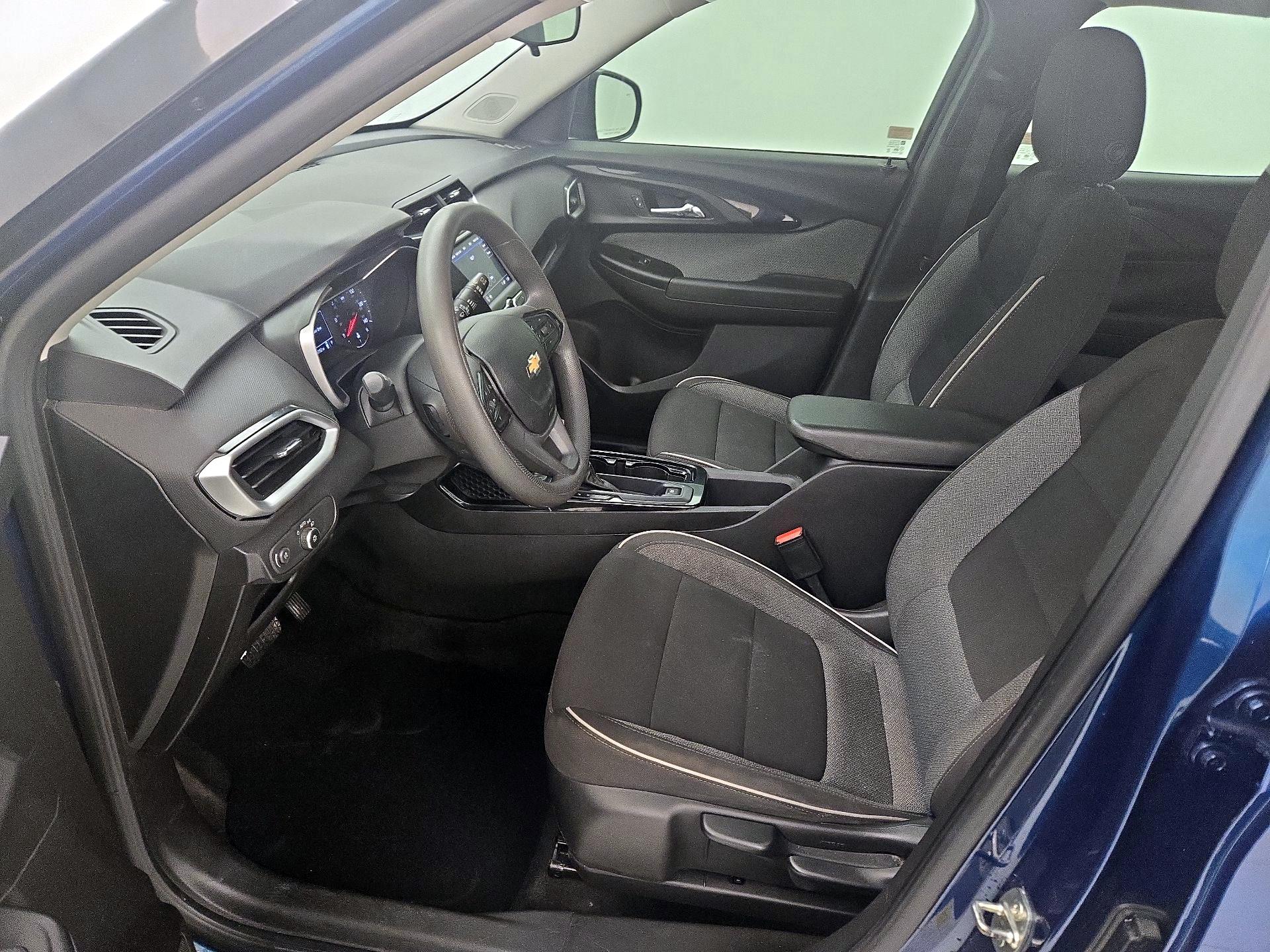 Thumbnail: 2021 Chevrolet TrailBlazer - 11