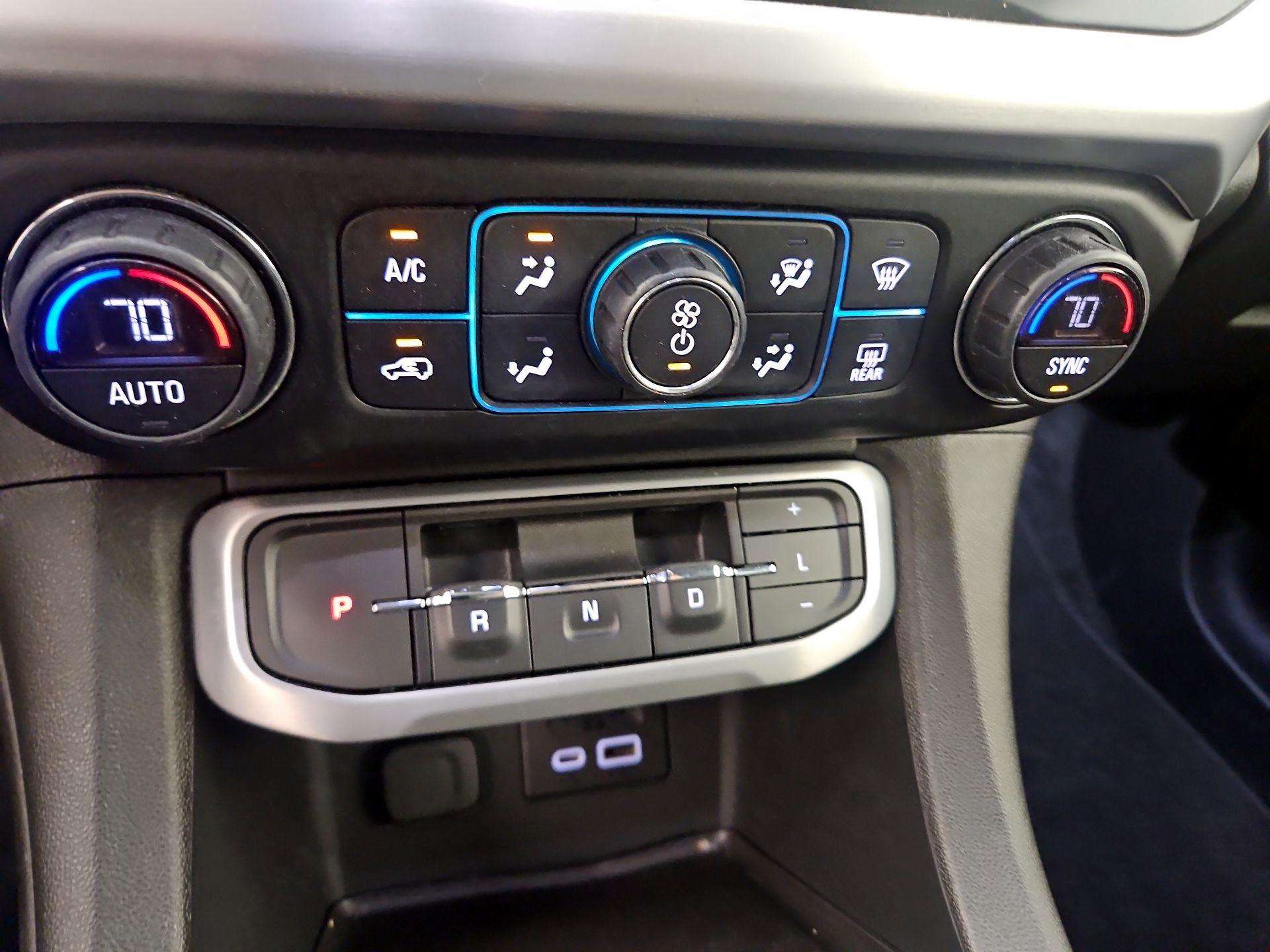 Thumbnail: 2021 GMC Acadia - 16