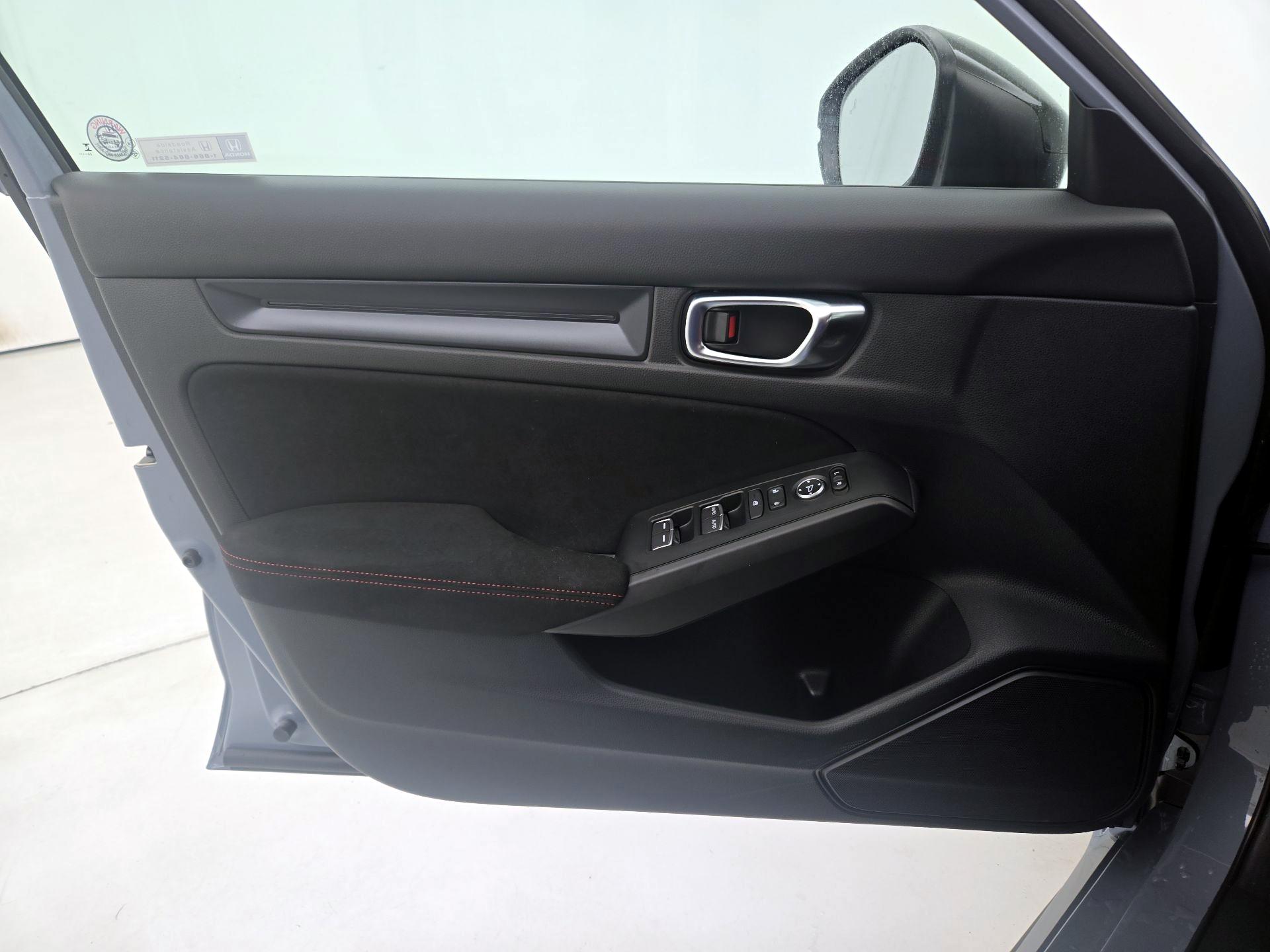 Thumbnail: 2025 Honda Civic - 12