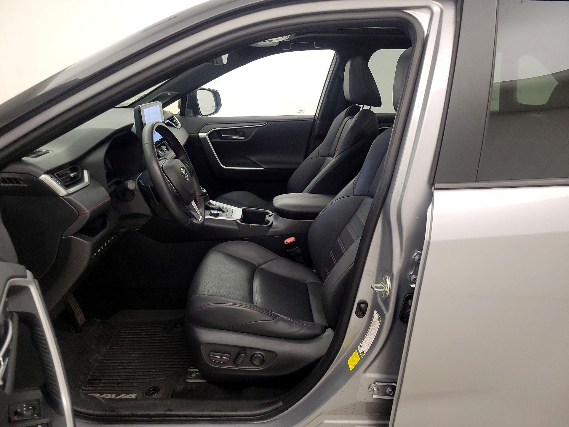 Thumbnail: 2024 Toyota RAV4 - 11